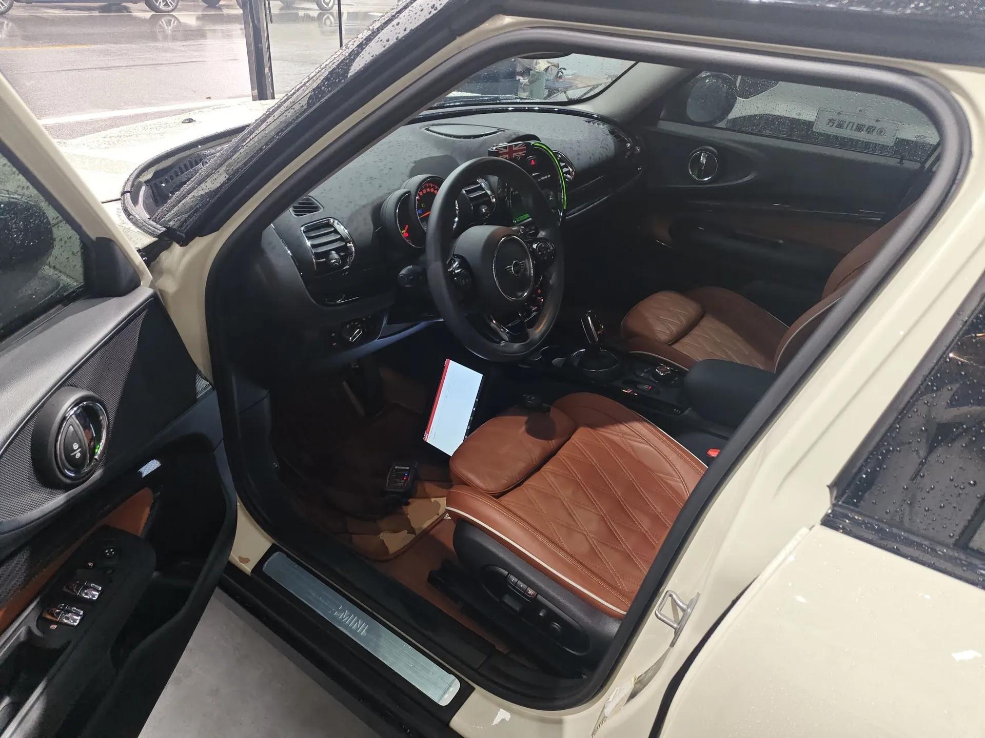 MINI Clubman 2019 1.5T COOPER Connoisseur — миниатюра 18