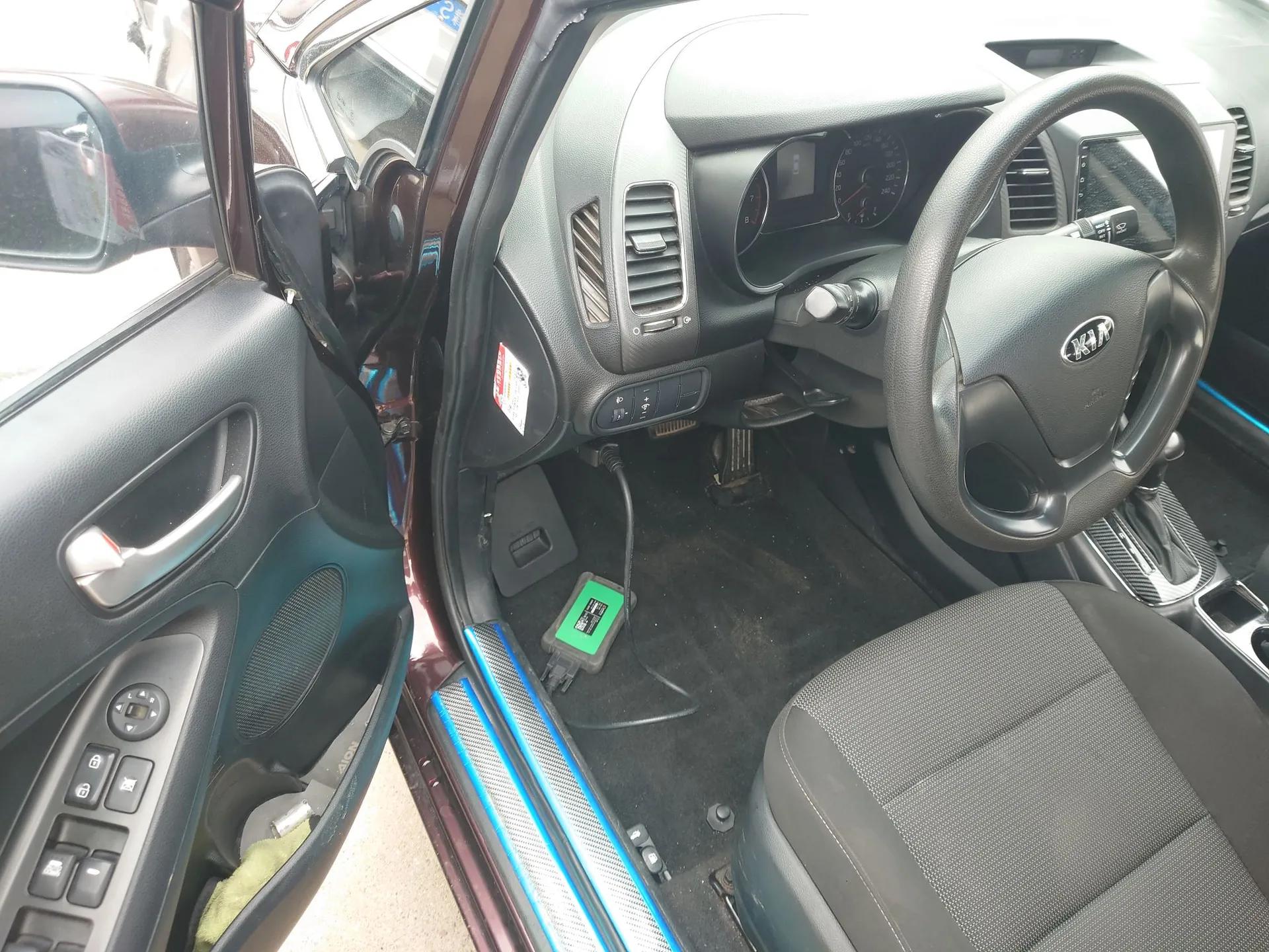 Kia K3 2016 1.6L Automatic GL — миниатюра 19