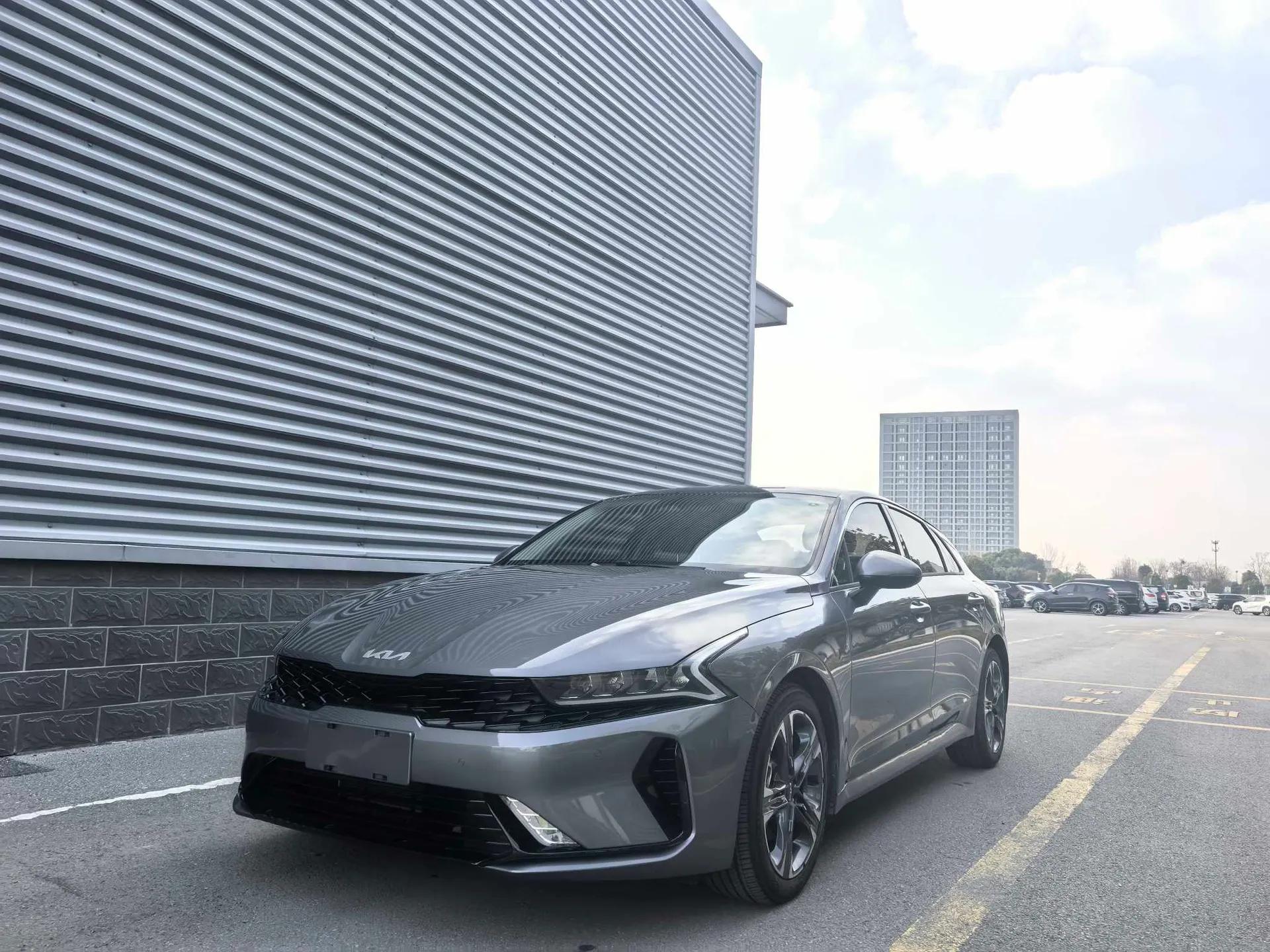 Kia K5 2021 270T CVVD Refreshed Edition — миниатюра 3