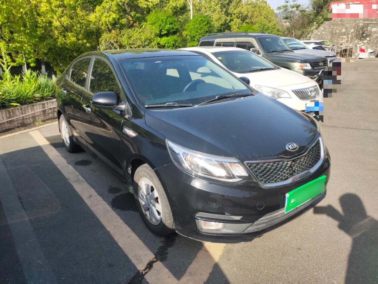 Kia K2 2015 Sedan 1.4L Automatic GLS — миниатюра 6