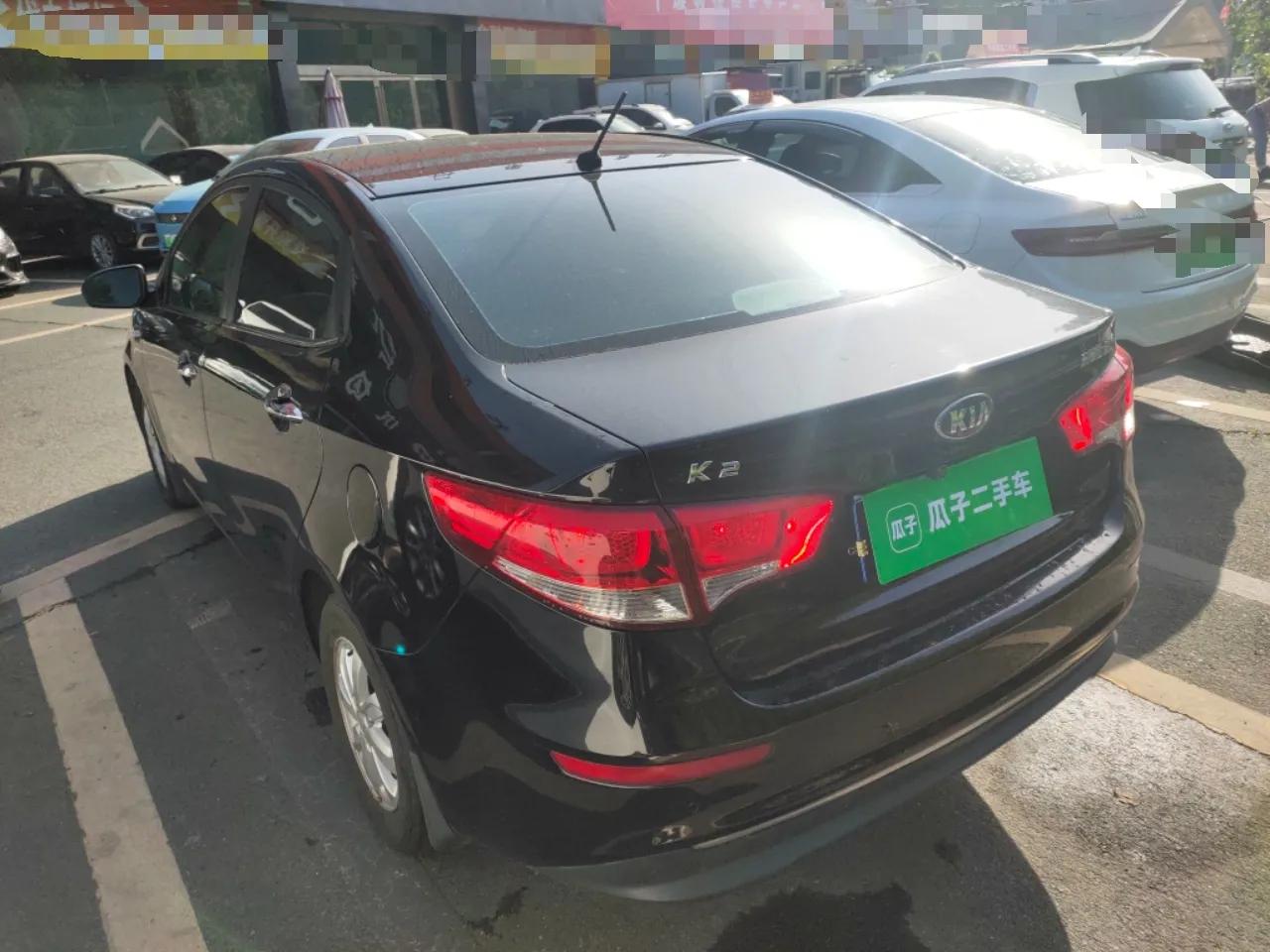 Kia K2 2015 Sedan 1.4L Automatic GLS — миниатюра 7