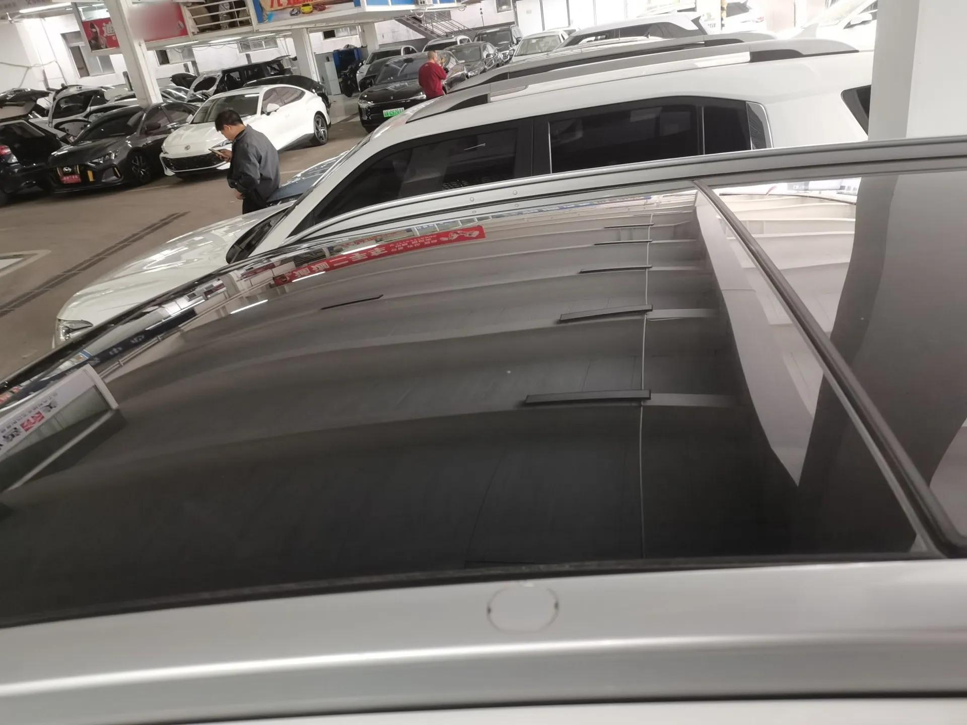 Kia KX5 2016 1.6T Automatic Two-Wheel Drive DLX — миниатюра 11