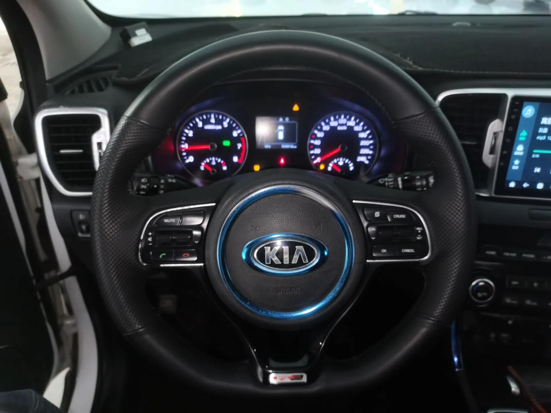 Kia KX5 2016 1.6T Automatic Two-Wheel Drive DLX — миниатюра 13