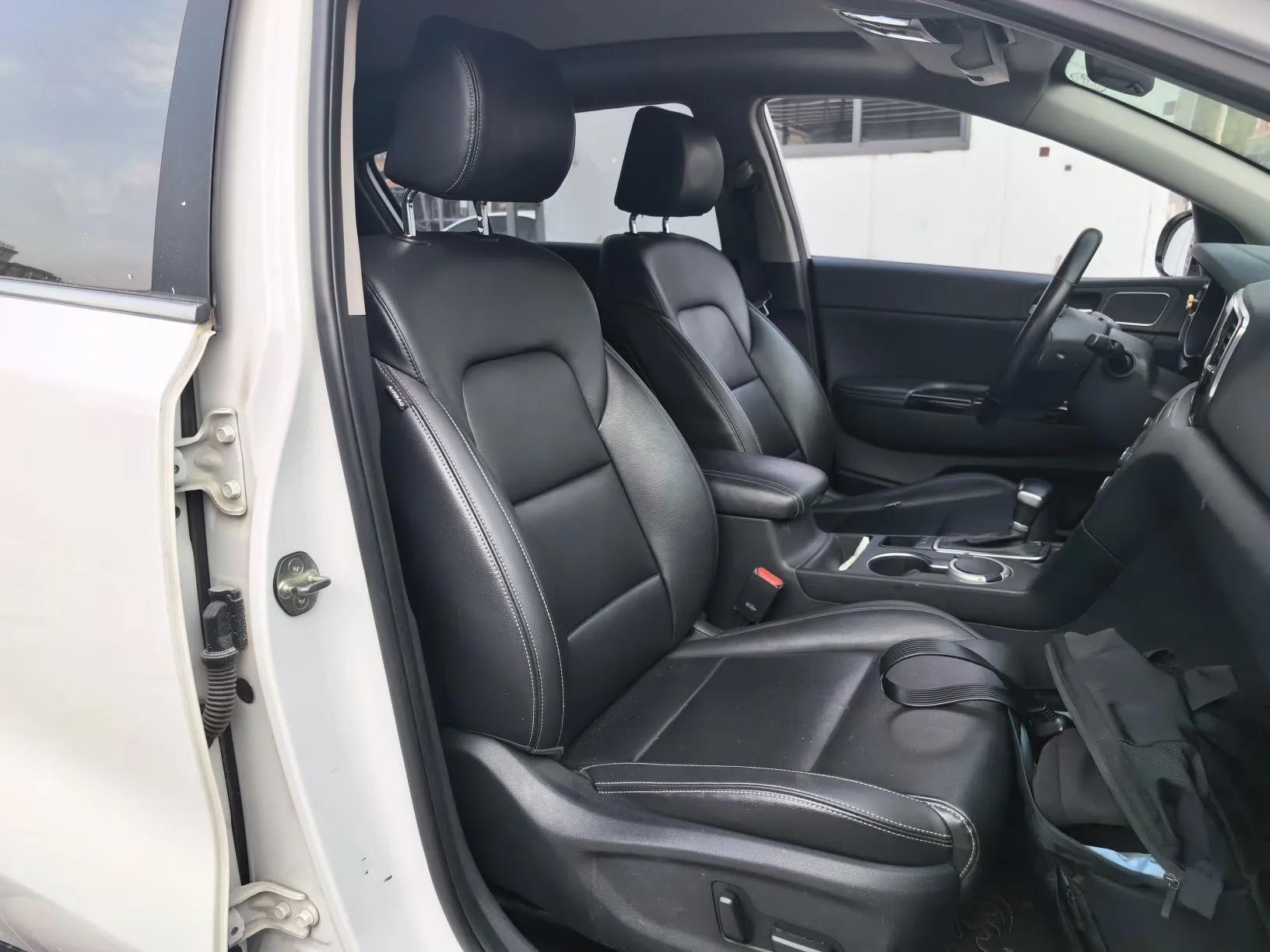 Kia KX5 2016 1.6T Automatic Two-Wheel Drive DLX — миниатюра 23