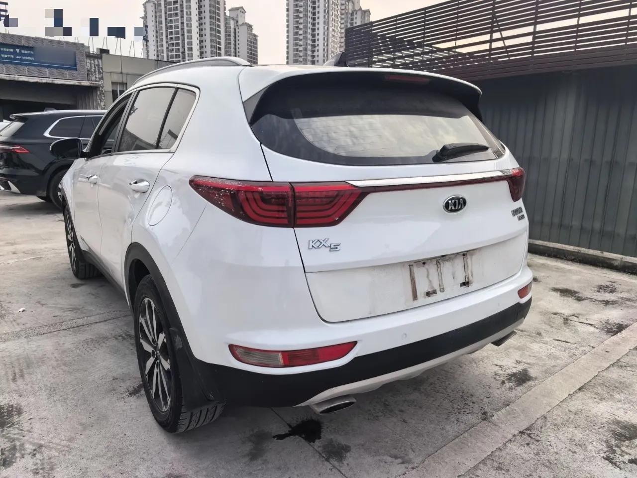 Kia KX5 2016 1.6T Automatic Two-Wheel Drive DLX — миниатюра 4