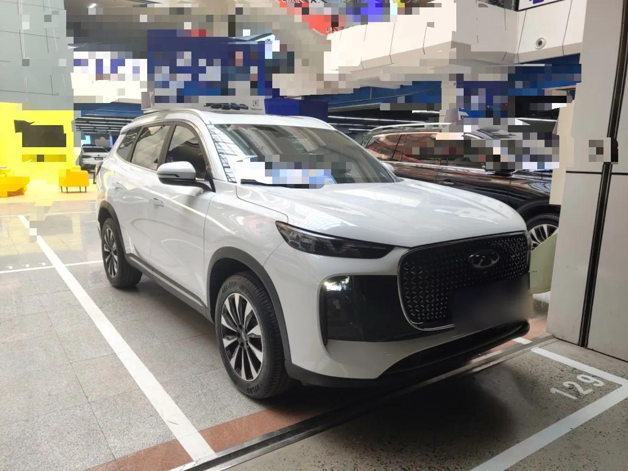 Chery Tiggo 8 PLUS 2025 290TGDI DCT Prestige 5-Seater — миниатюра 3