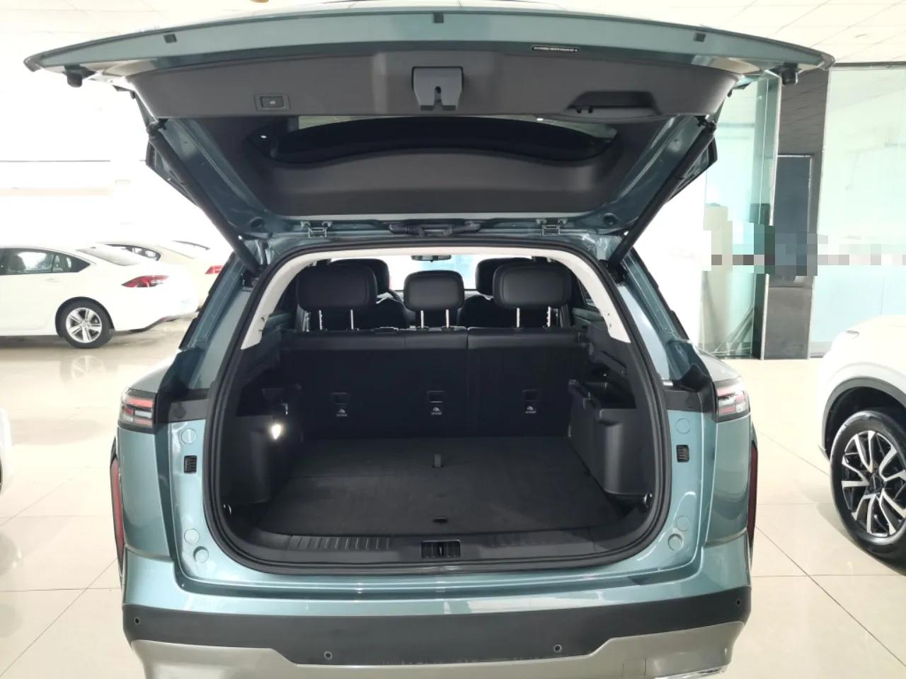 Chery Explore 06 2023 Urban Edition 1.6T Two-Wheel Drive Luxury — миниатюра 22