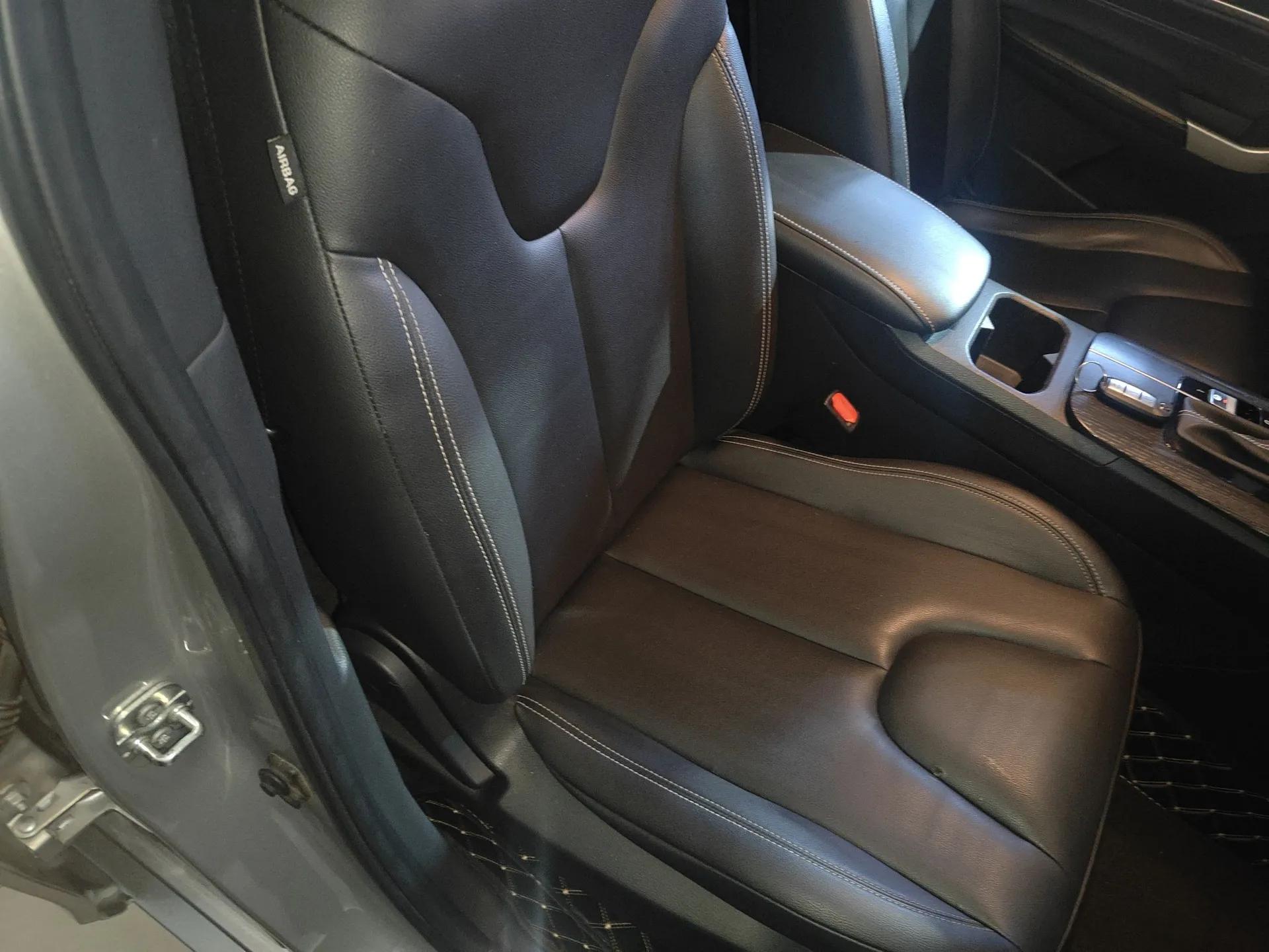 Venucia D60 2021 PLUS 1.6L XL CVT Yue Ling Edition — миниатюра 23