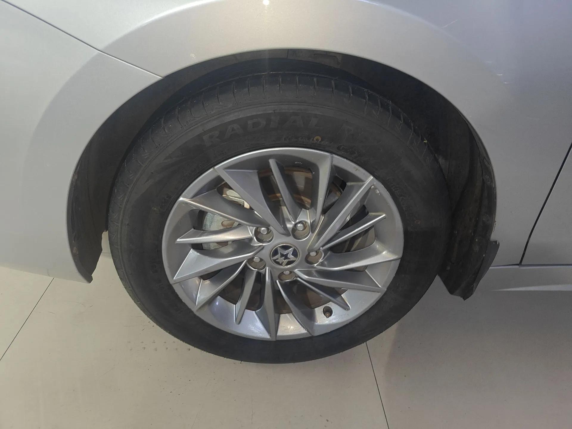 Venucia D60 2021 PLUS 1.6L XL CVT Yue Ling Edition — миниатюра 8