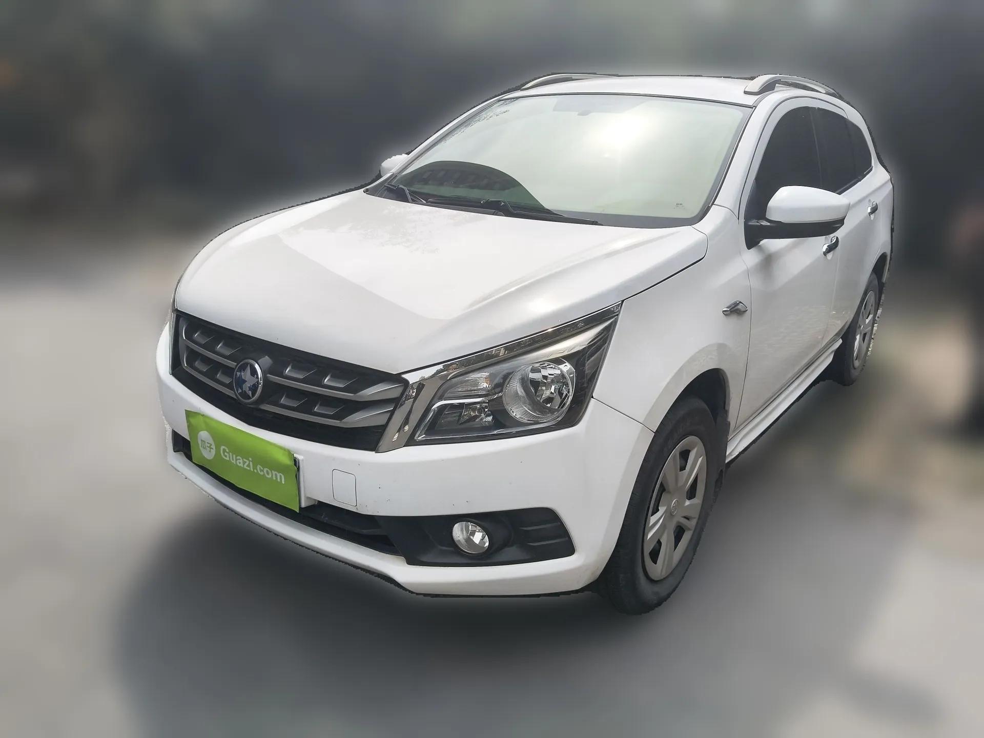 Venucia T70 2015 1.6L Manual Ruixing Edition — миниатюра 1