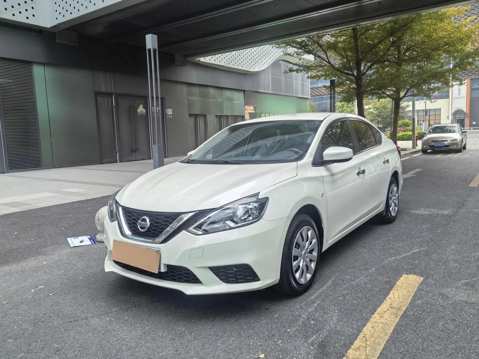 Nissan Sylphy 2022 Classic 1.6XE CVT Comfort Edition — миниатюра 1
