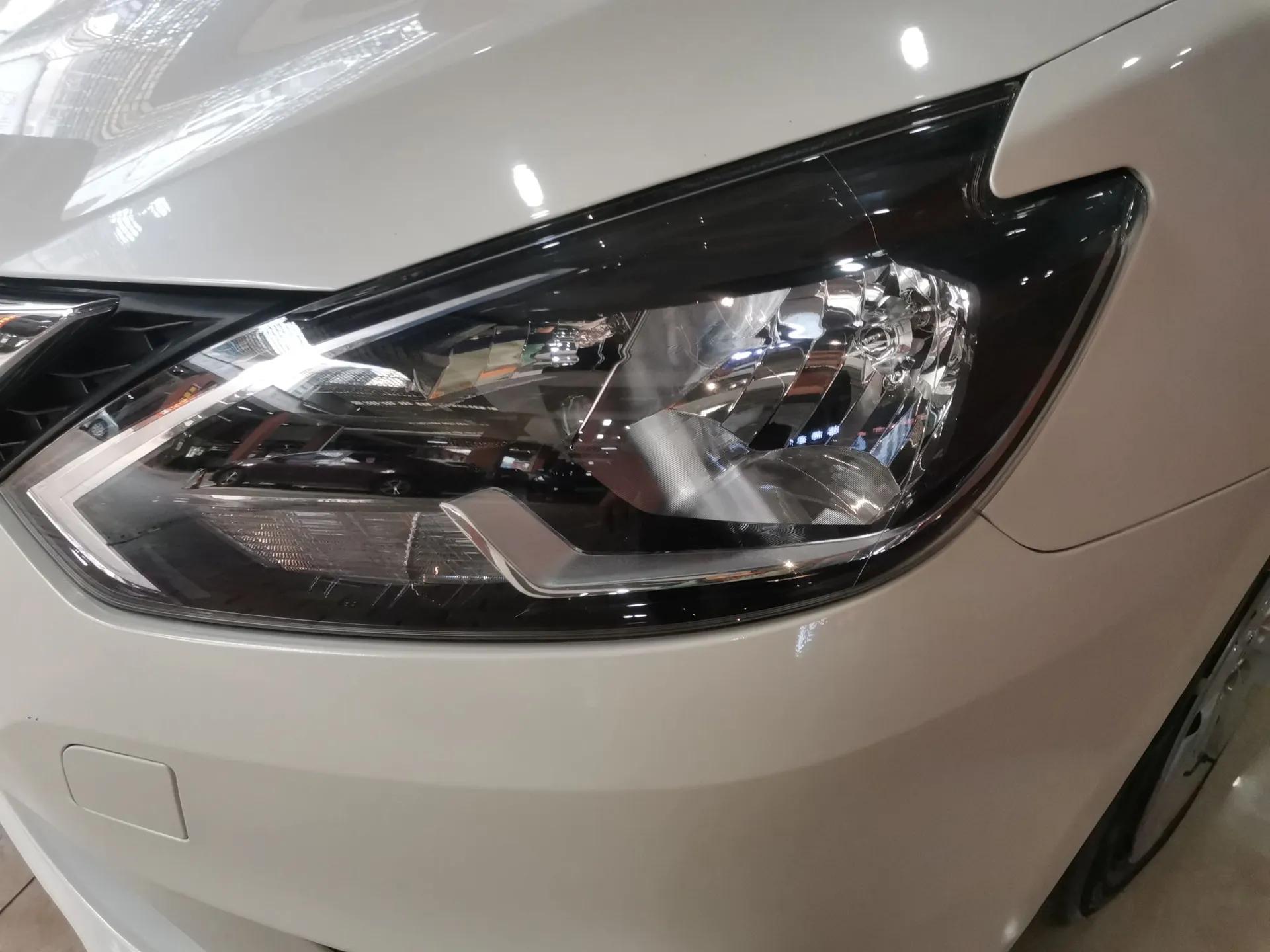 Nissan Sylphy 2022 Classic 1.6XE CVT Comfort Edition — миниатюра 5