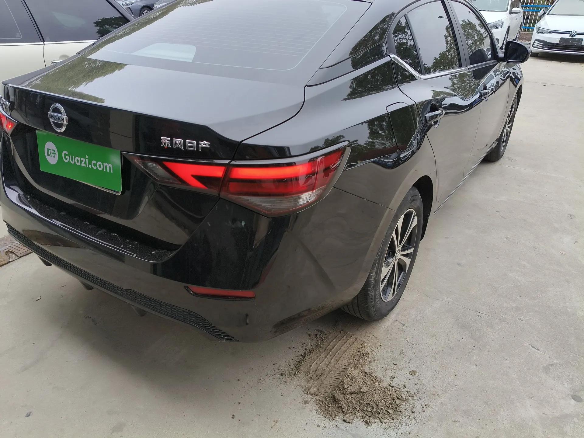 Nissan Sylphy 2022 1.6L XL CVT Enjoyment Edition — миниатюра 7