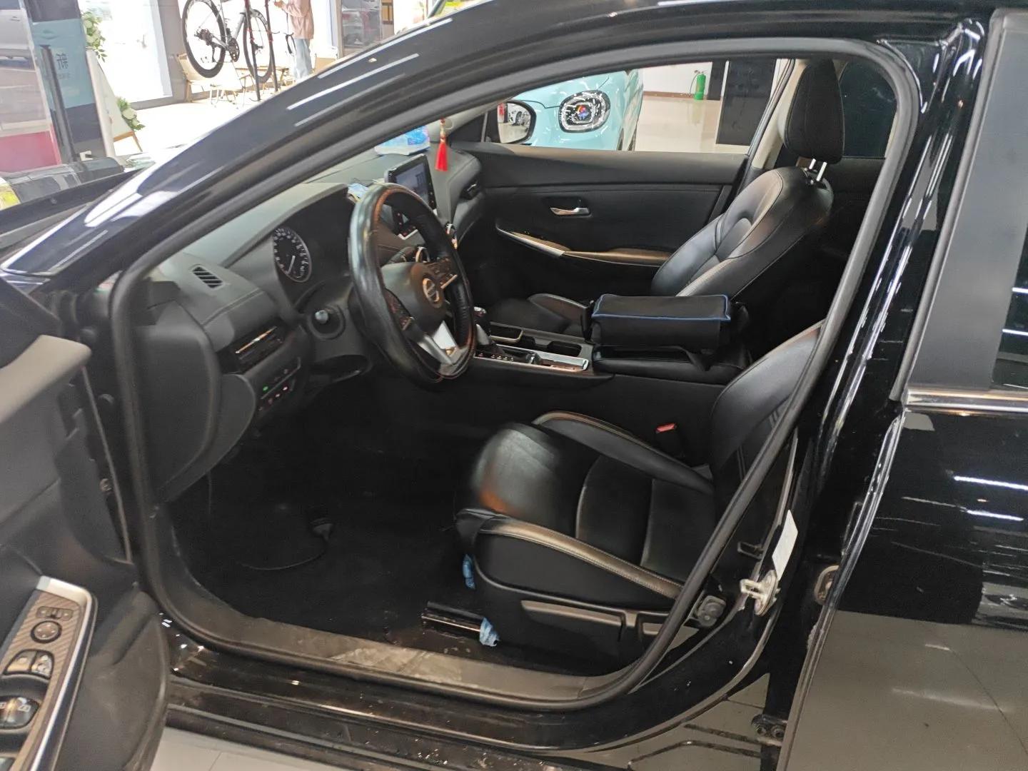 Nissan Sylphy 2022 1.6L XL CVT Smart Enjoyment Version — миниатюра 18