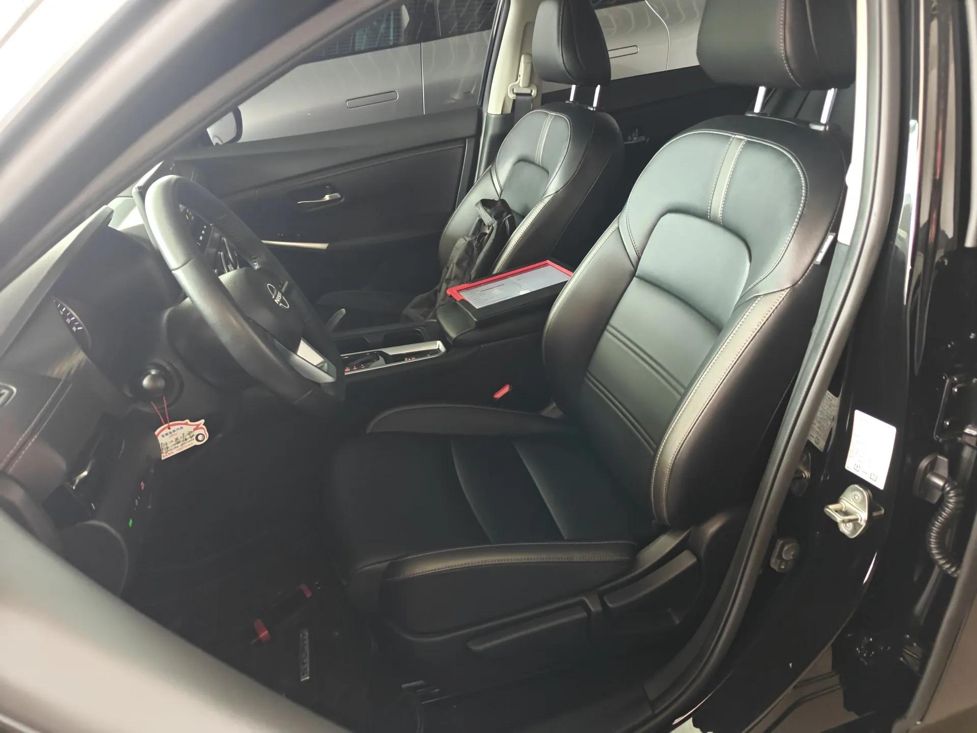 Nissan Sylphy 2023 1.6L CVT Enjoyment Edition — миниатюра 18