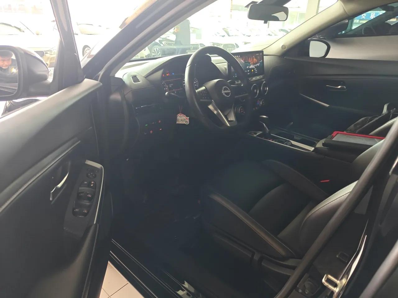 Nissan Sylphy 2023 1.6L CVT Enjoyment Edition — миниатюра 19