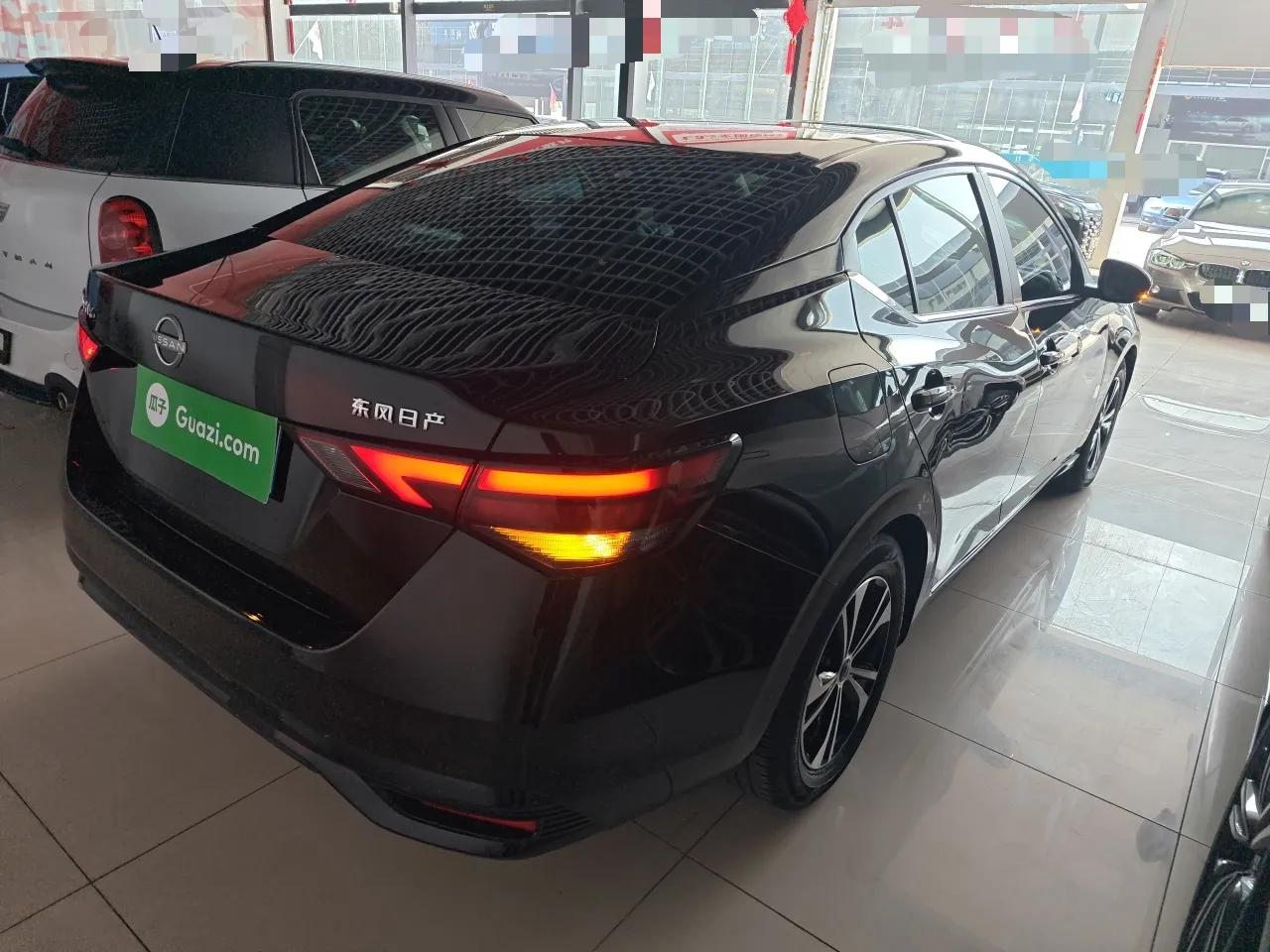 Nissan Sylphy 2023 1.6L CVT Enjoyment Edition — миниатюра 4