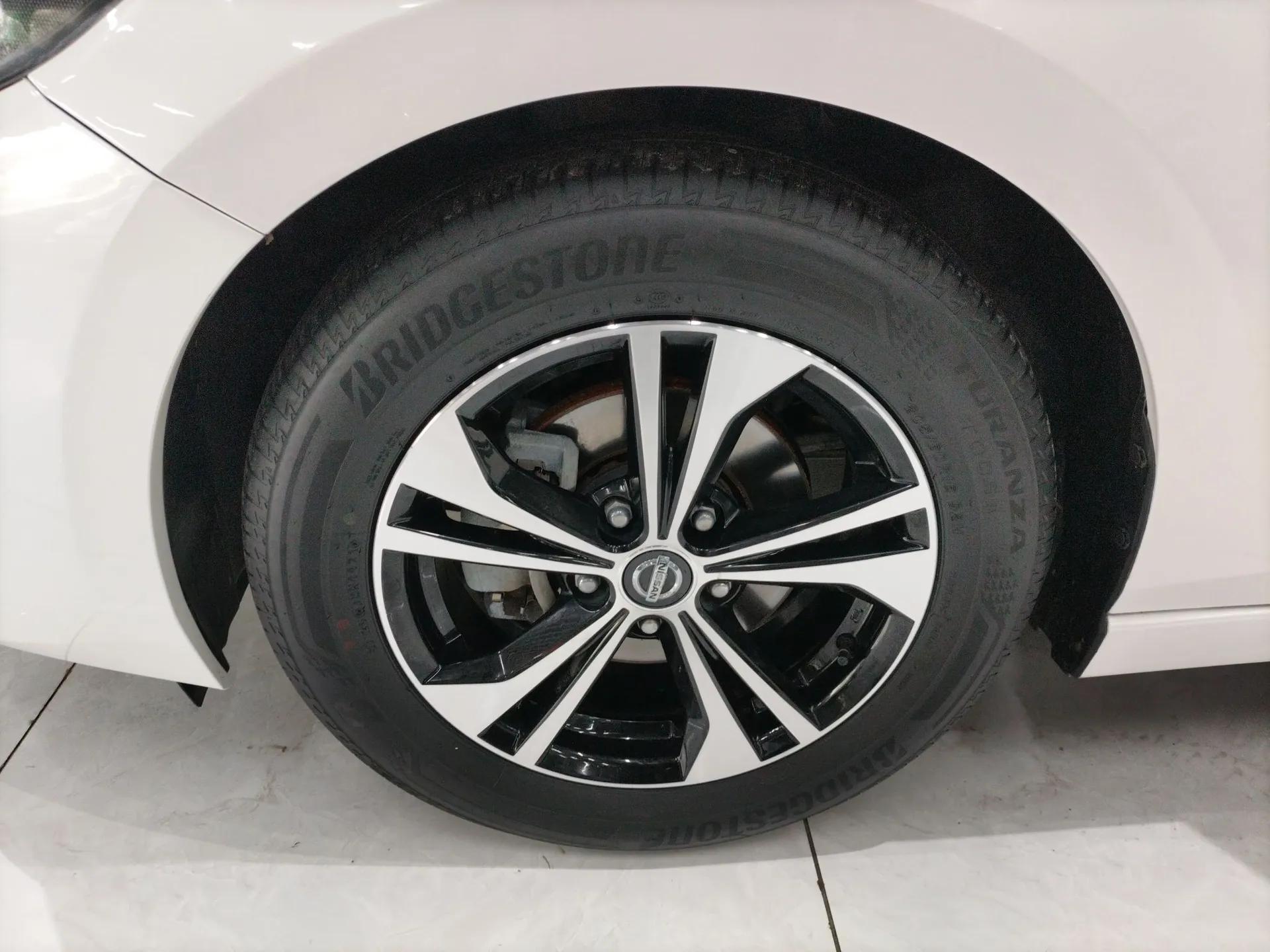 Nissan Sylphy 2022 1.6L XL CVT Enjoyment Edition — миниатюра 8