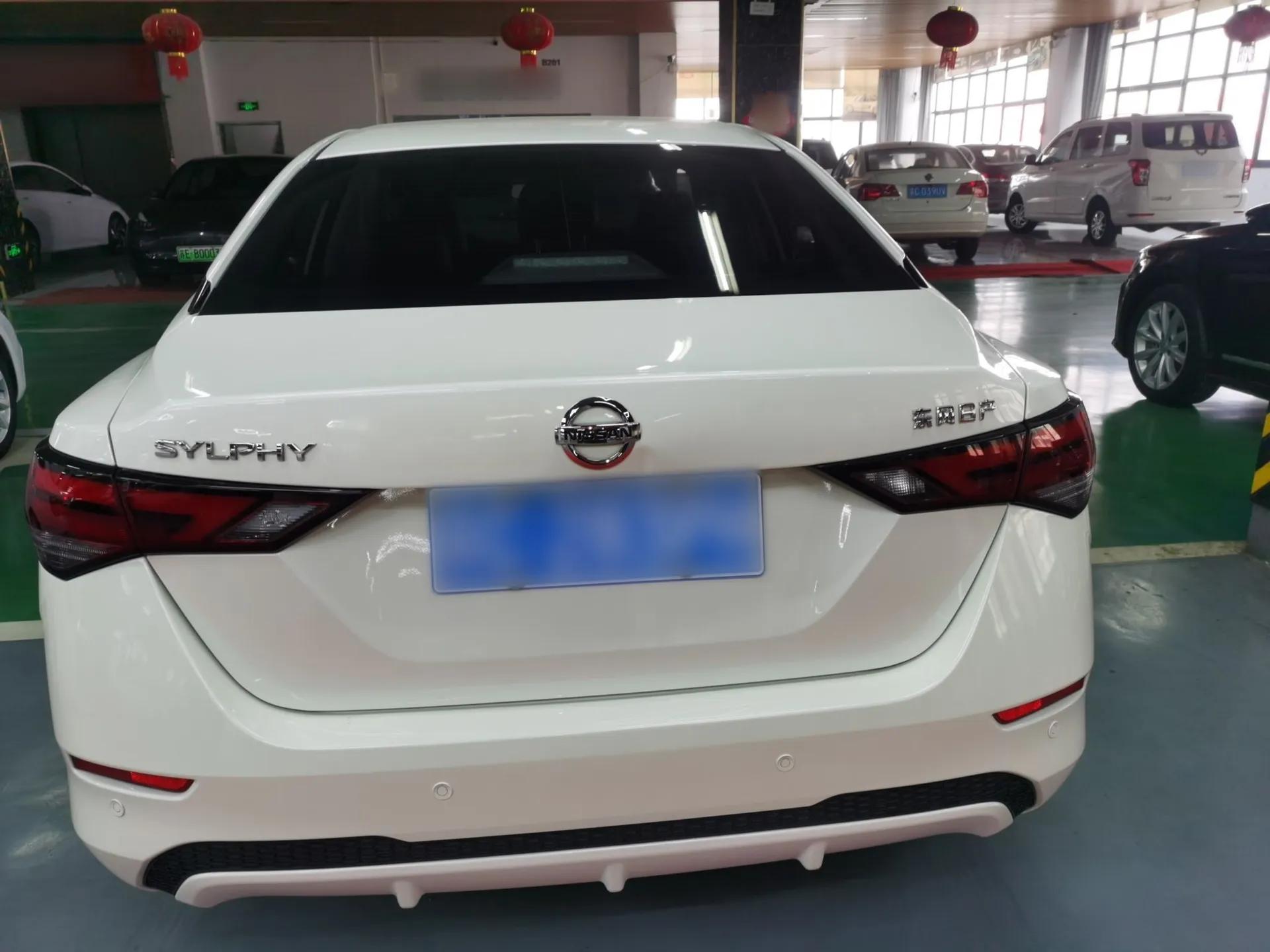 Nissan Sylphy 2022 1.6L XL CVT Enjoyment Edition — миниатюра 5
