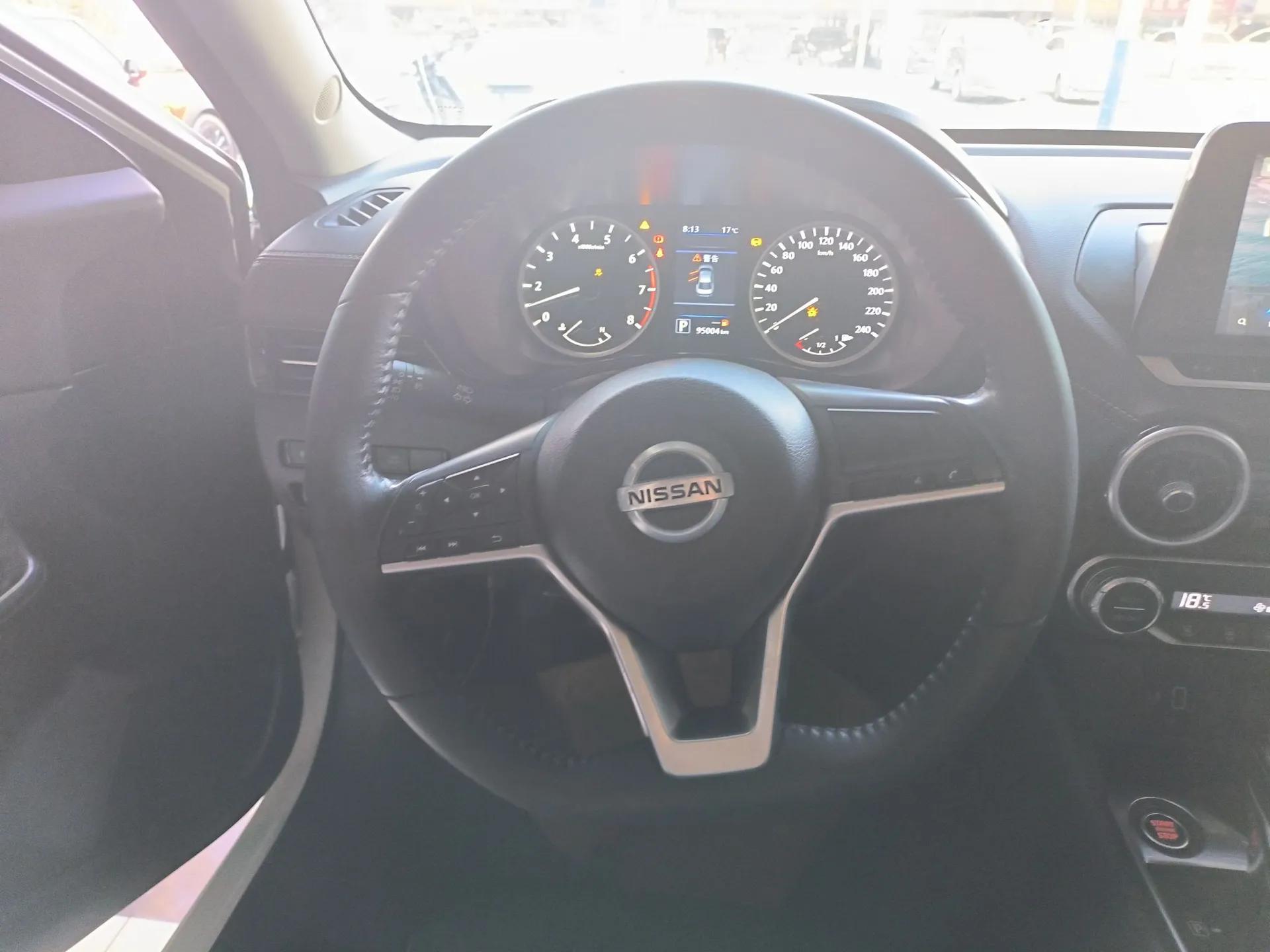Nissan Sylphy 2021 1.6L XL CVT Smart Enjoyment Edition — миниатюра 13
