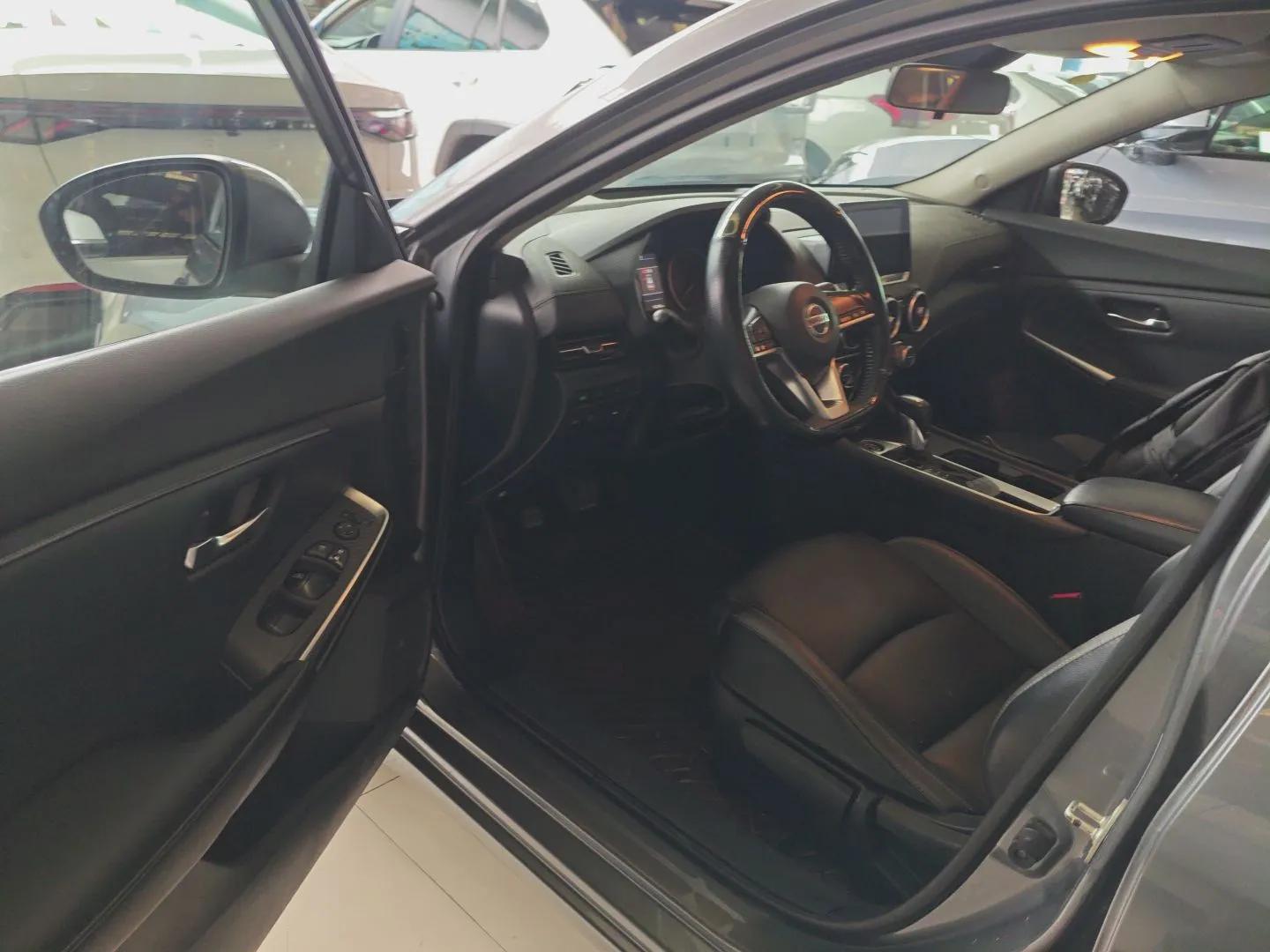 Nissan Sylphy 2021 1.6L XL CVT Enjoyment Edition — миниатюра 18