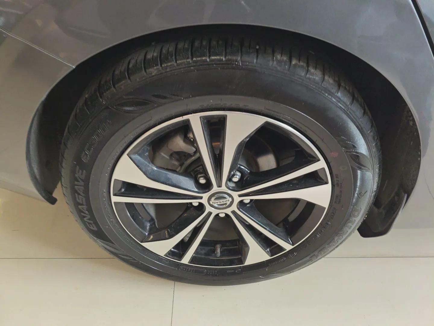 Nissan Sylphy 2021 1.6L XL CVT Enjoyment Edition — миниатюра 10