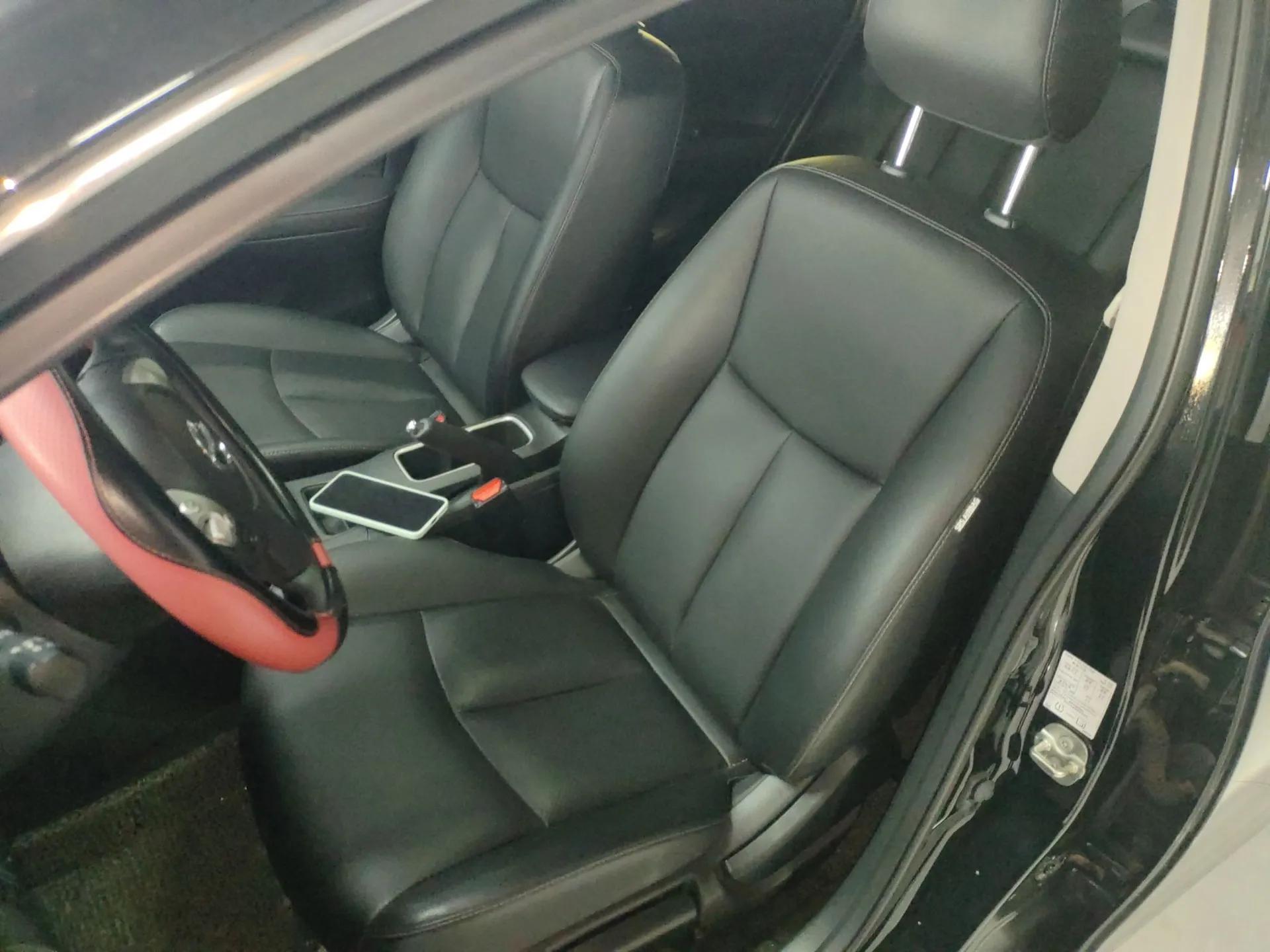 Nissan Sylphy 2022 Classic 1.6XL CVT Luxury Edition — миниатюра 17