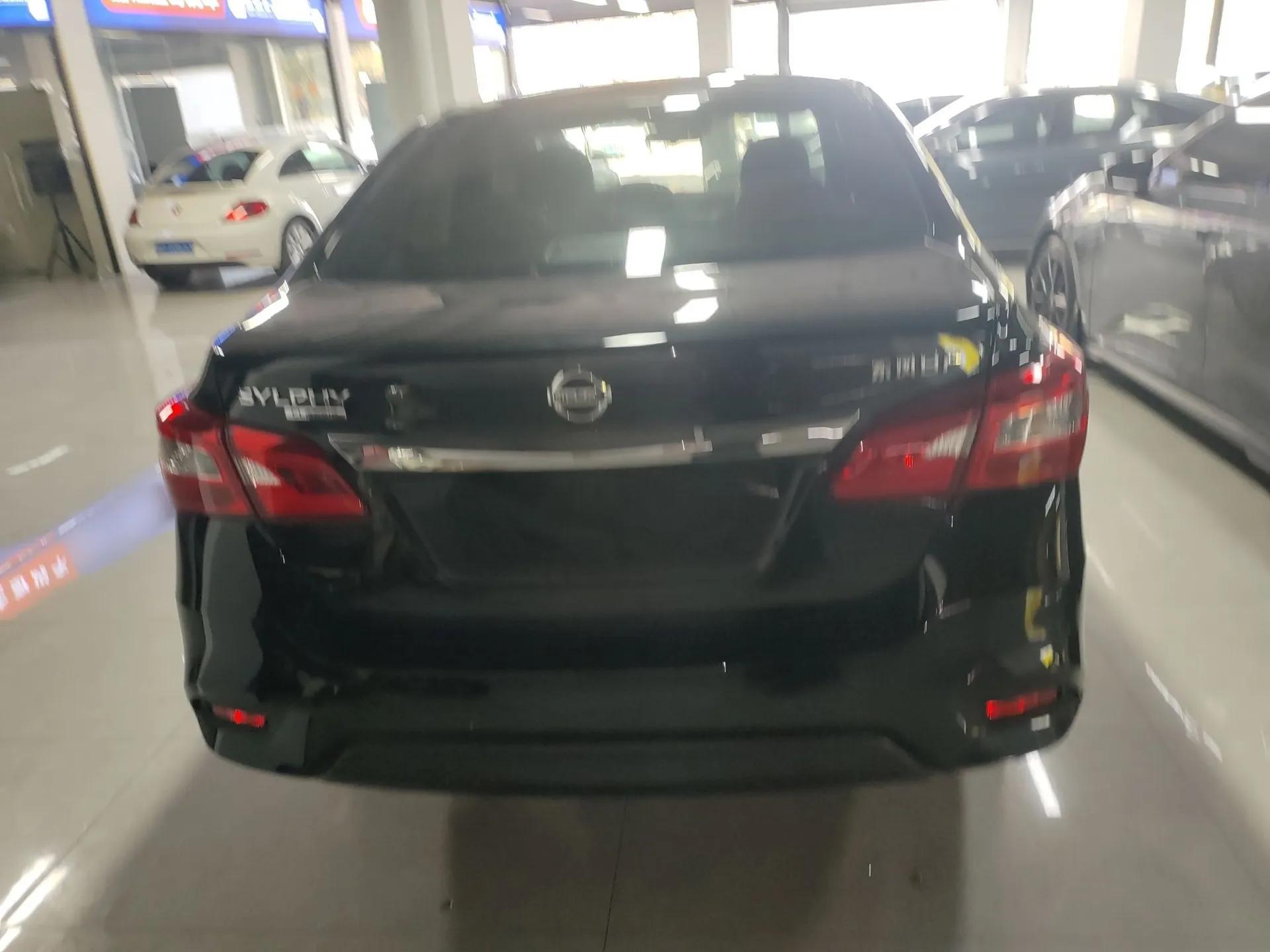 Nissan Sylphy 2022 Classic 1.6XL CVT Luxury Edition — миниатюра 3
