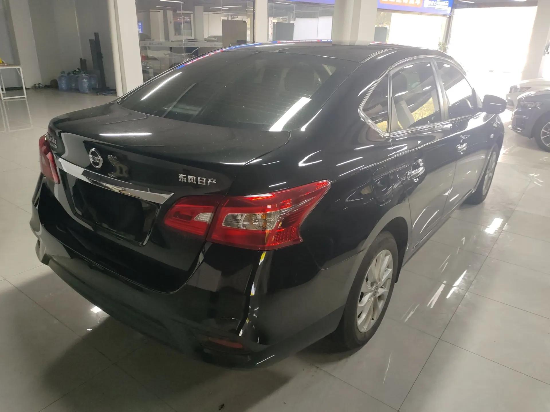 Nissan Sylphy 2022 Classic 1.6XL CVT Luxury Edition — миниатюра 4