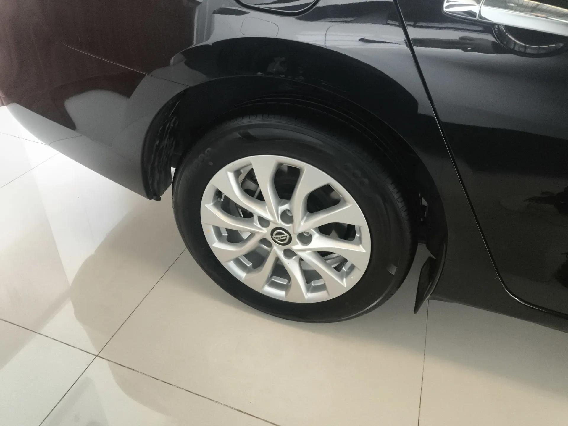 Nissan Sylphy 2024 Classic 1.6XL CVT Luxury Edition — миниатюра 10
