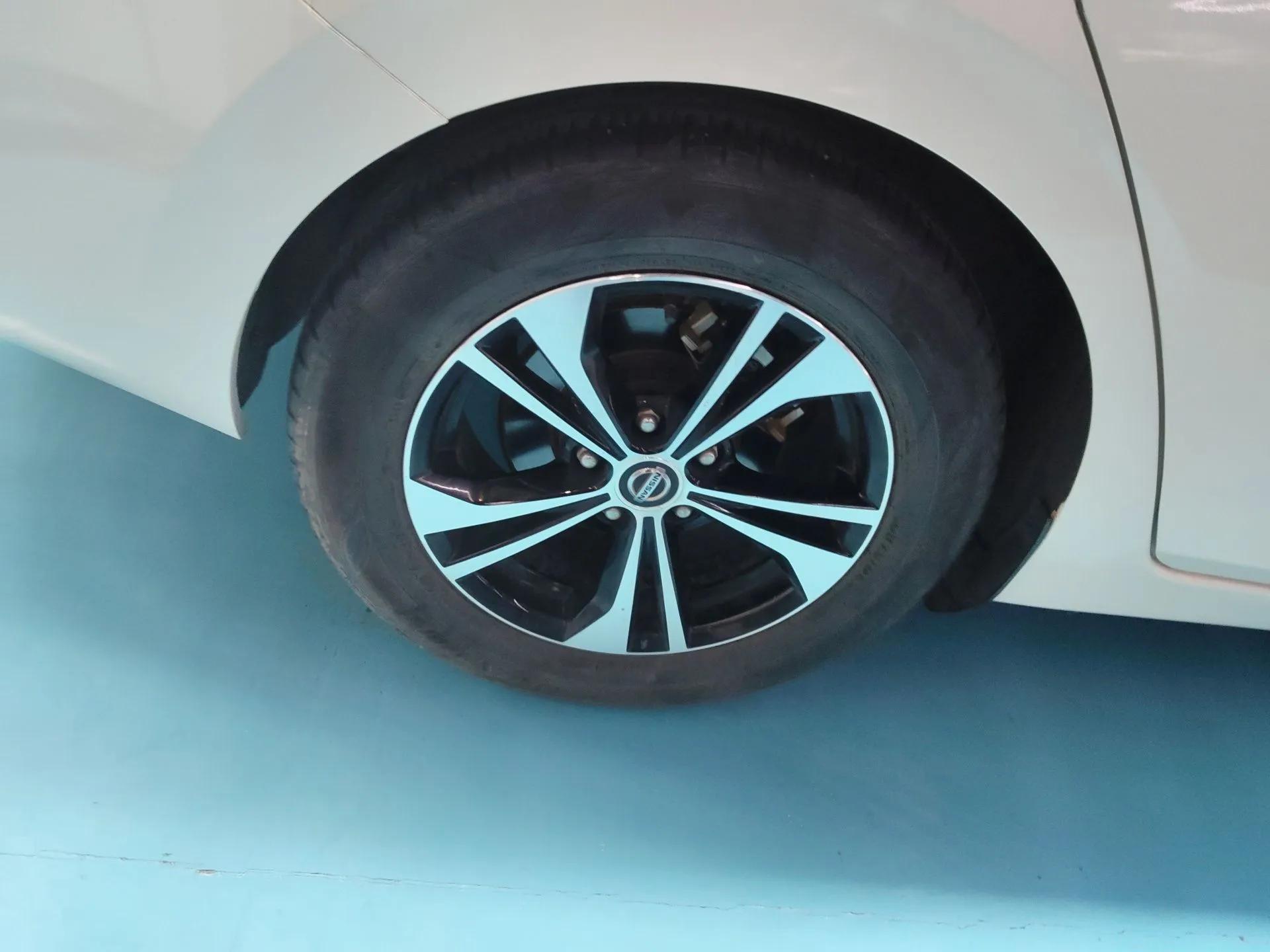 Nissan Sylphy 2022 1.6L XL CVT Enjoyment Edition — миниатюра 10