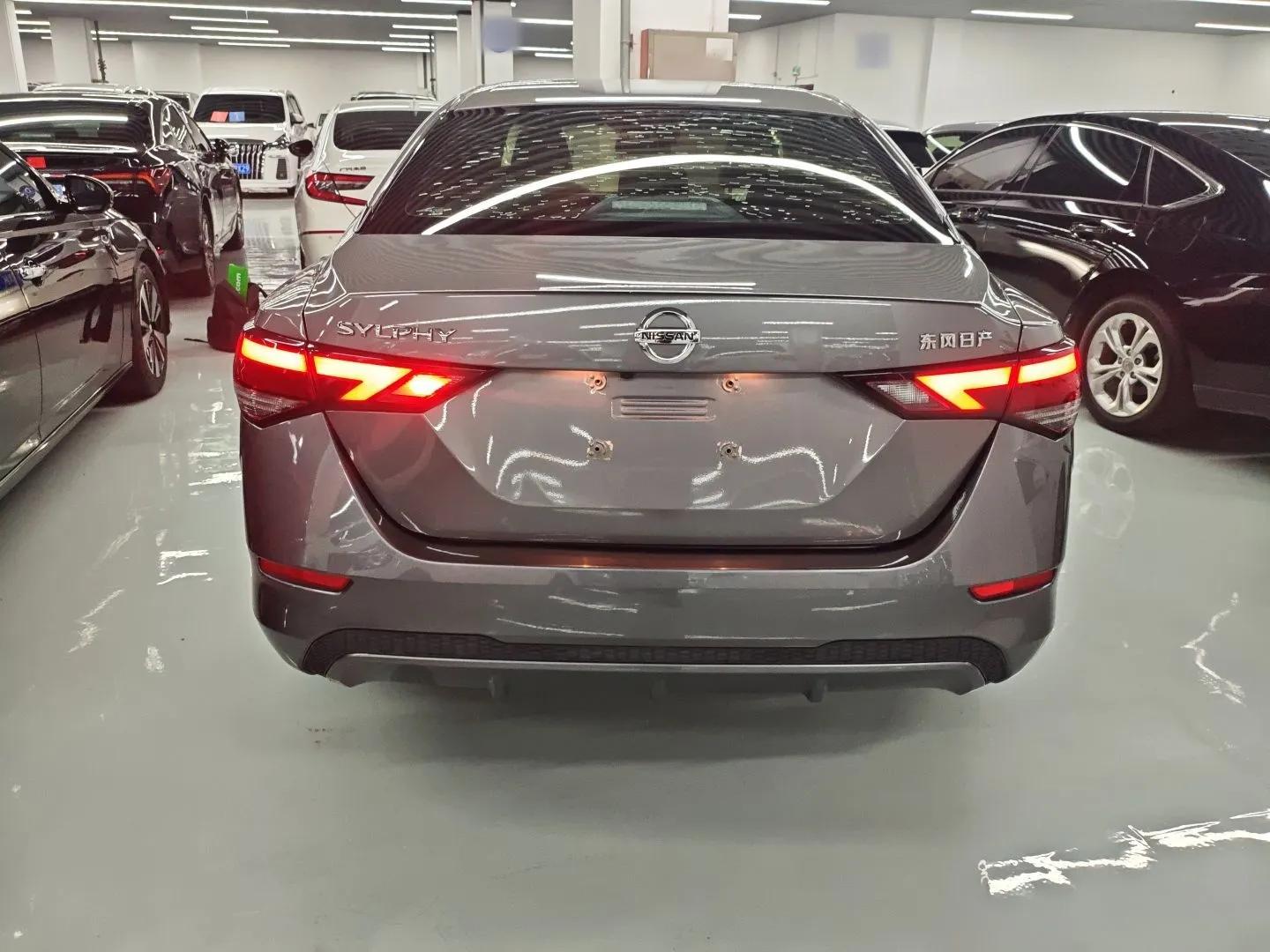 Nissan Sylphy 2022 1.6L XL CVT Enjoyment Edition — миниатюра 5