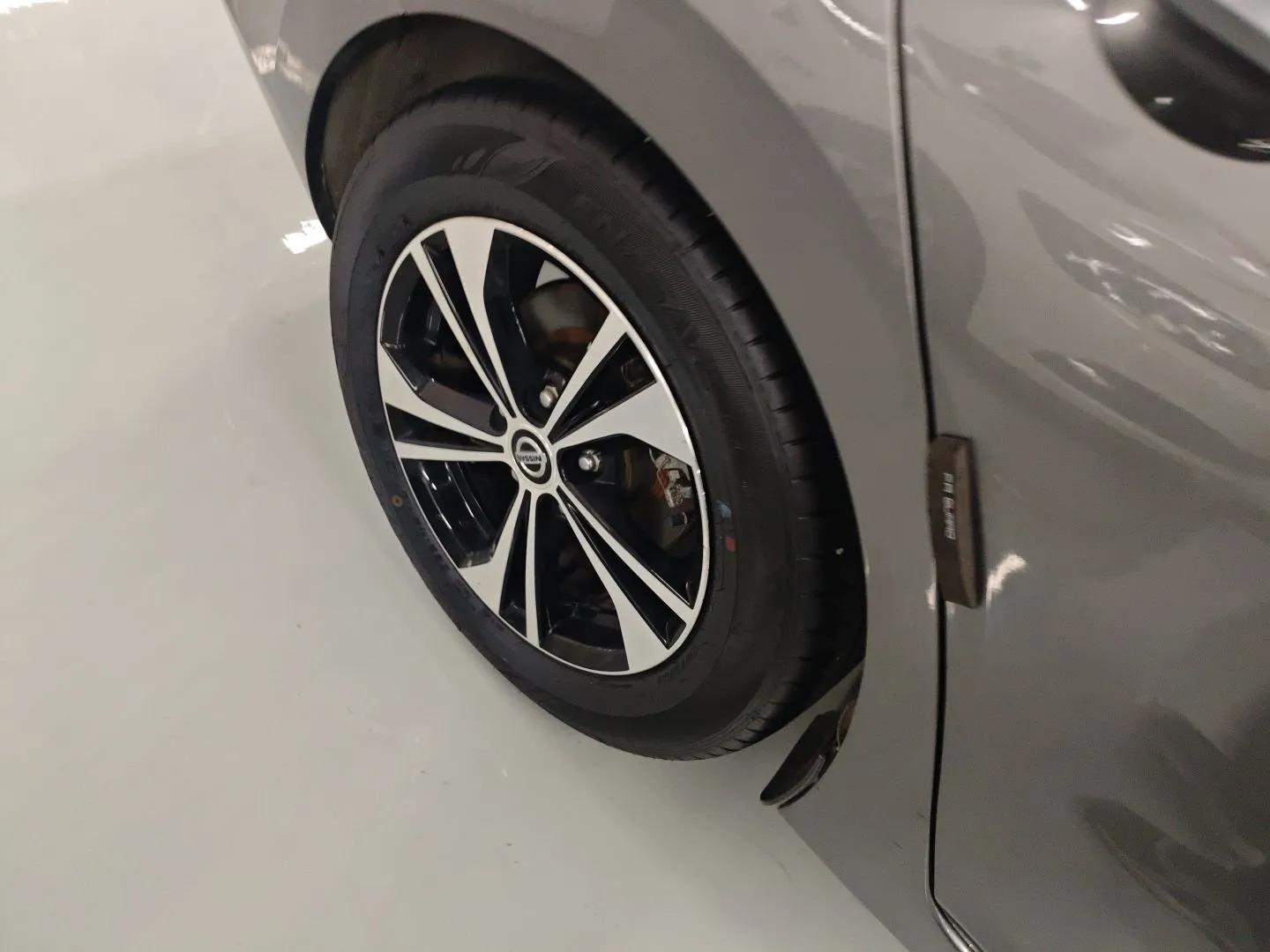 Nissan Sylphy 2022 1.6L XL CVT Enjoyment Edition — миниатюра 10