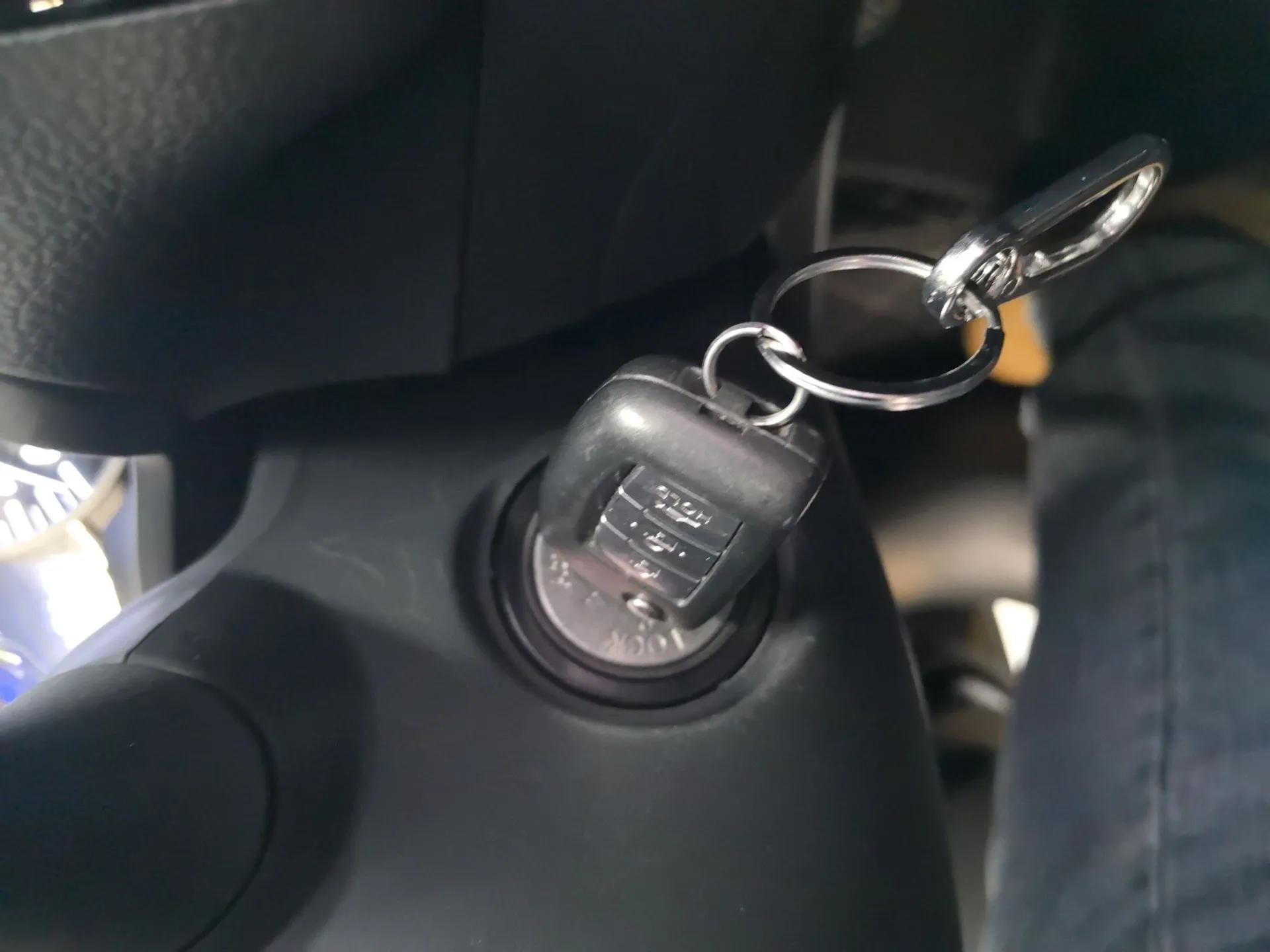 Nissan Sylphy 2022 Classic 1.6XL CVT Luxury Edition — миниатюра 12