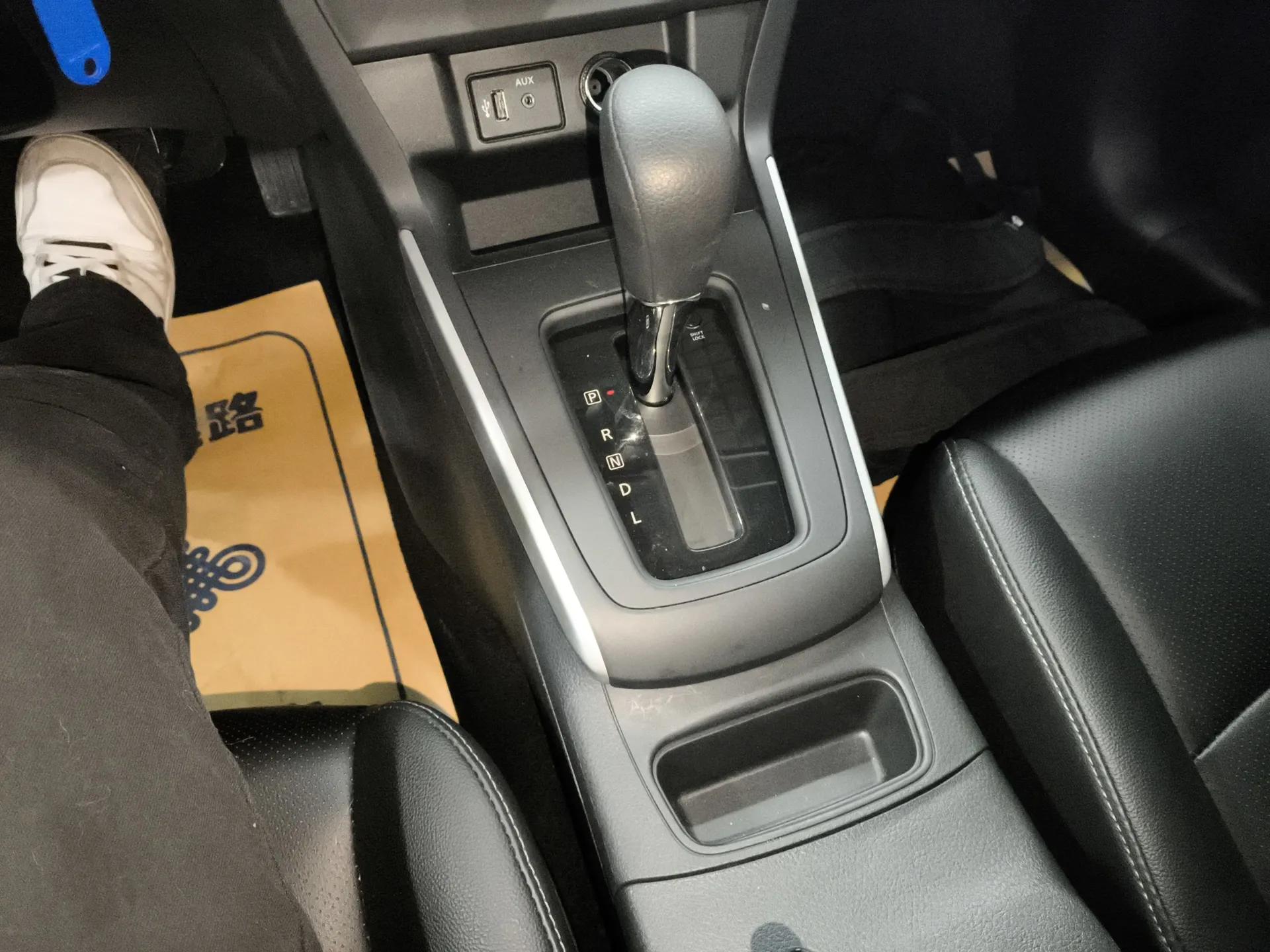 Nissan Sylphy 2024 Classic 1.6XE CVT Comfort Edition — миниатюра 17