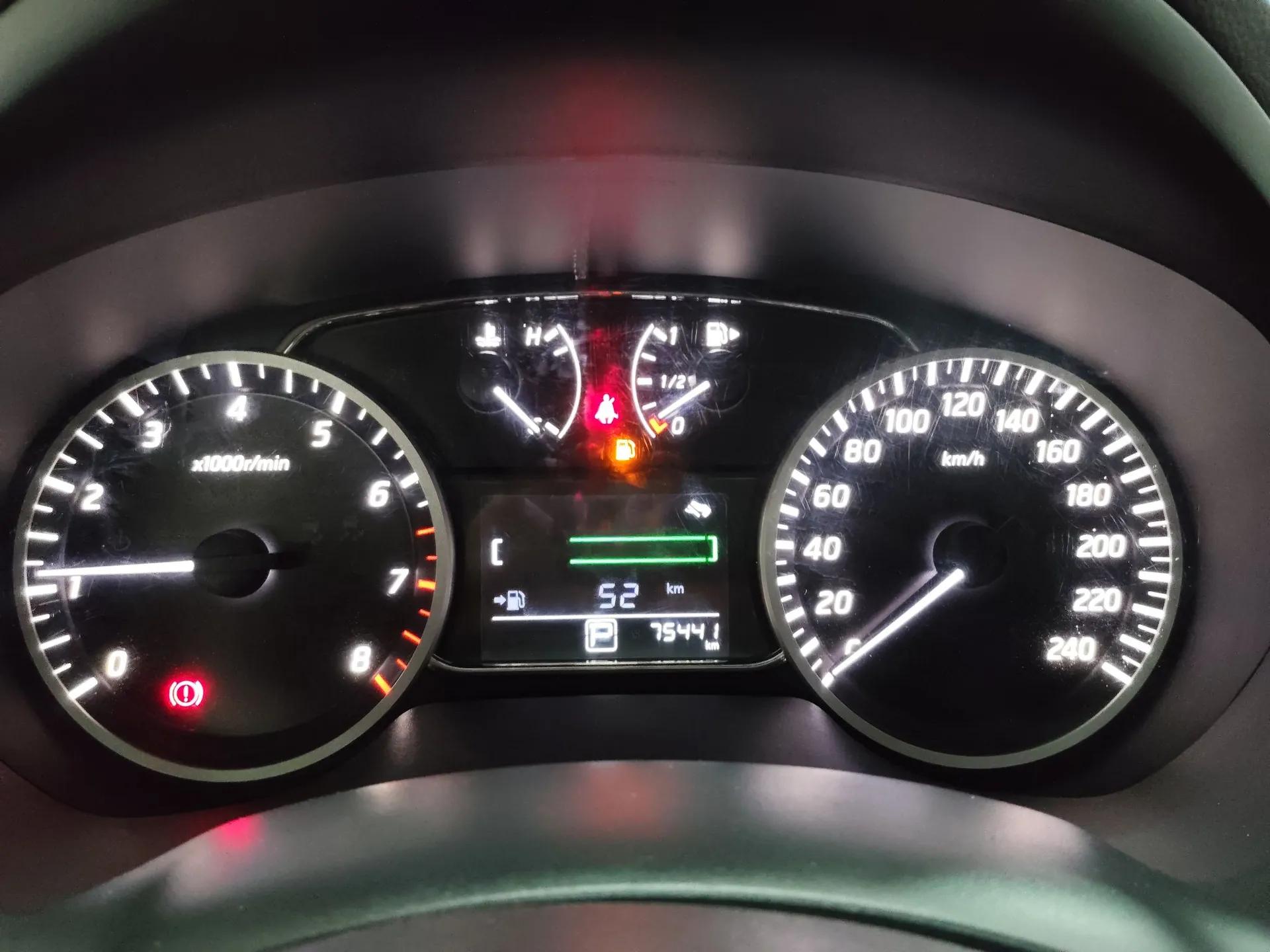Nissan Sylphy 2022 Classic 1.6XE CVT Comfort Edition — миниатюра 14