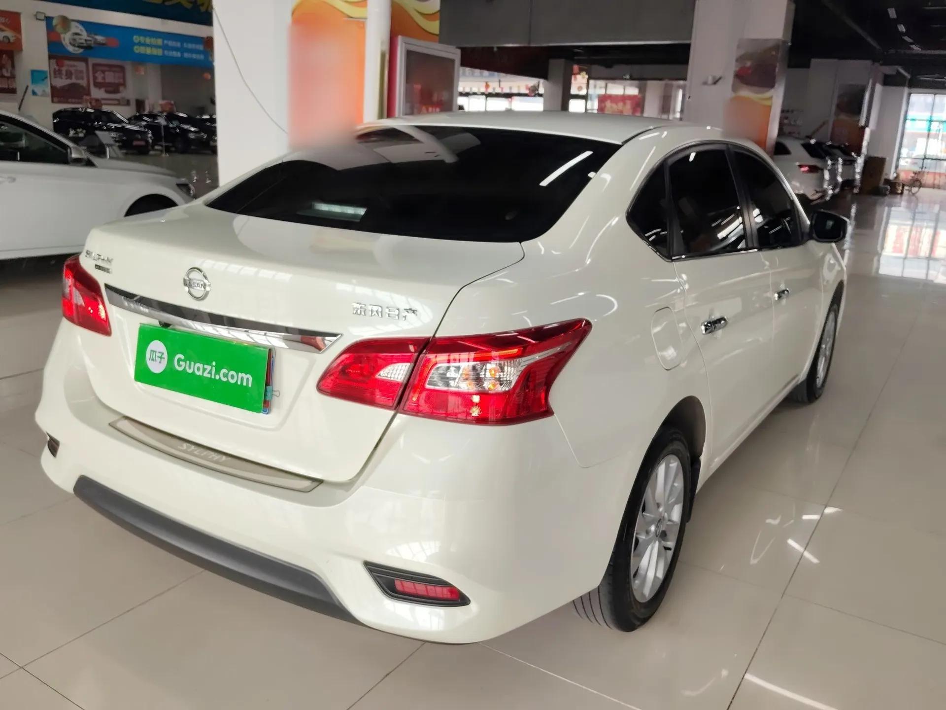 Nissan Sylphy 2022 Classic 1.6XE CVT Comfort Edition — миниатюра 4