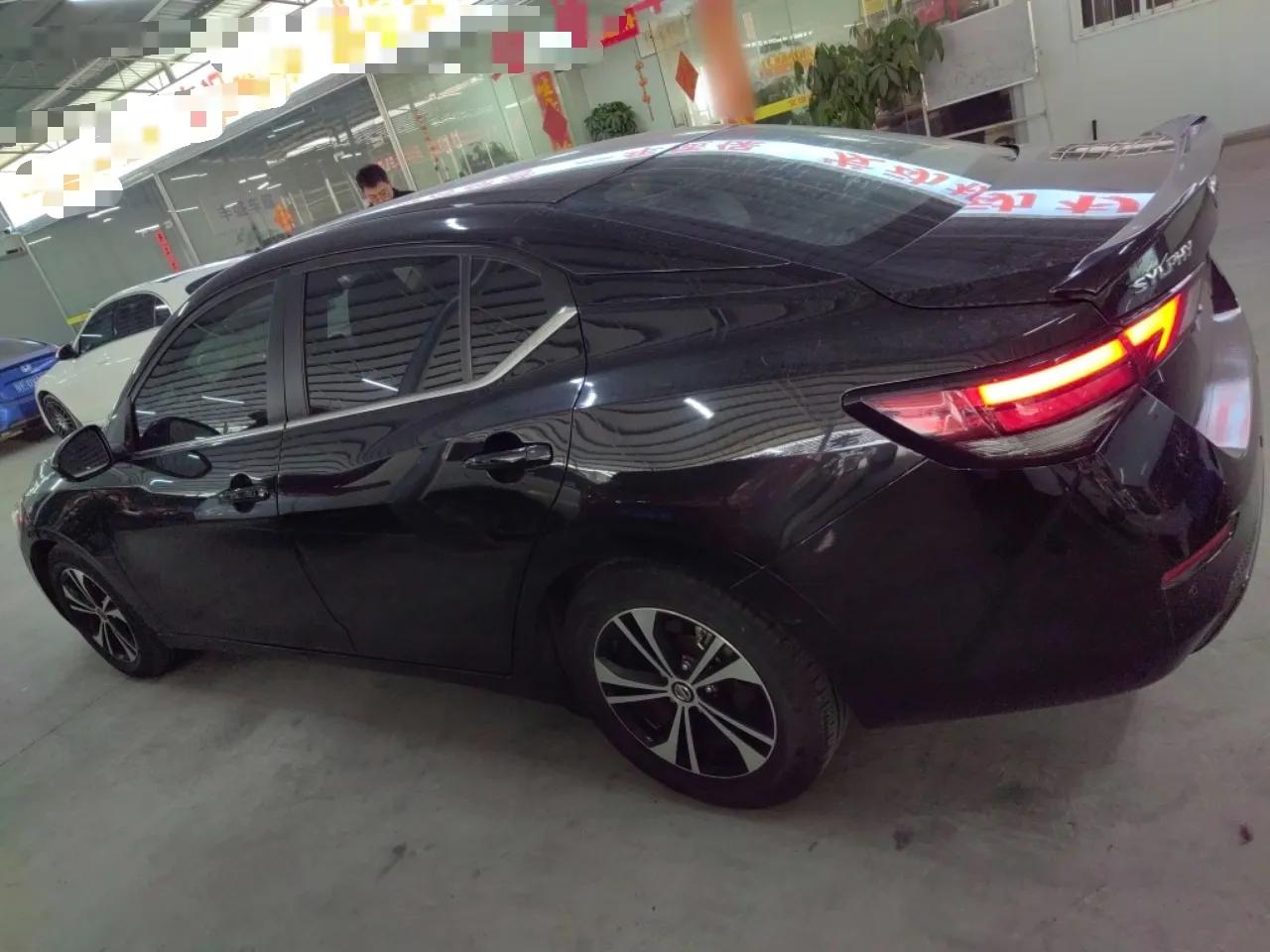 Nissan Sylphy 2021 1.6L XL CVT Enjoyment Edition — миниатюра 3