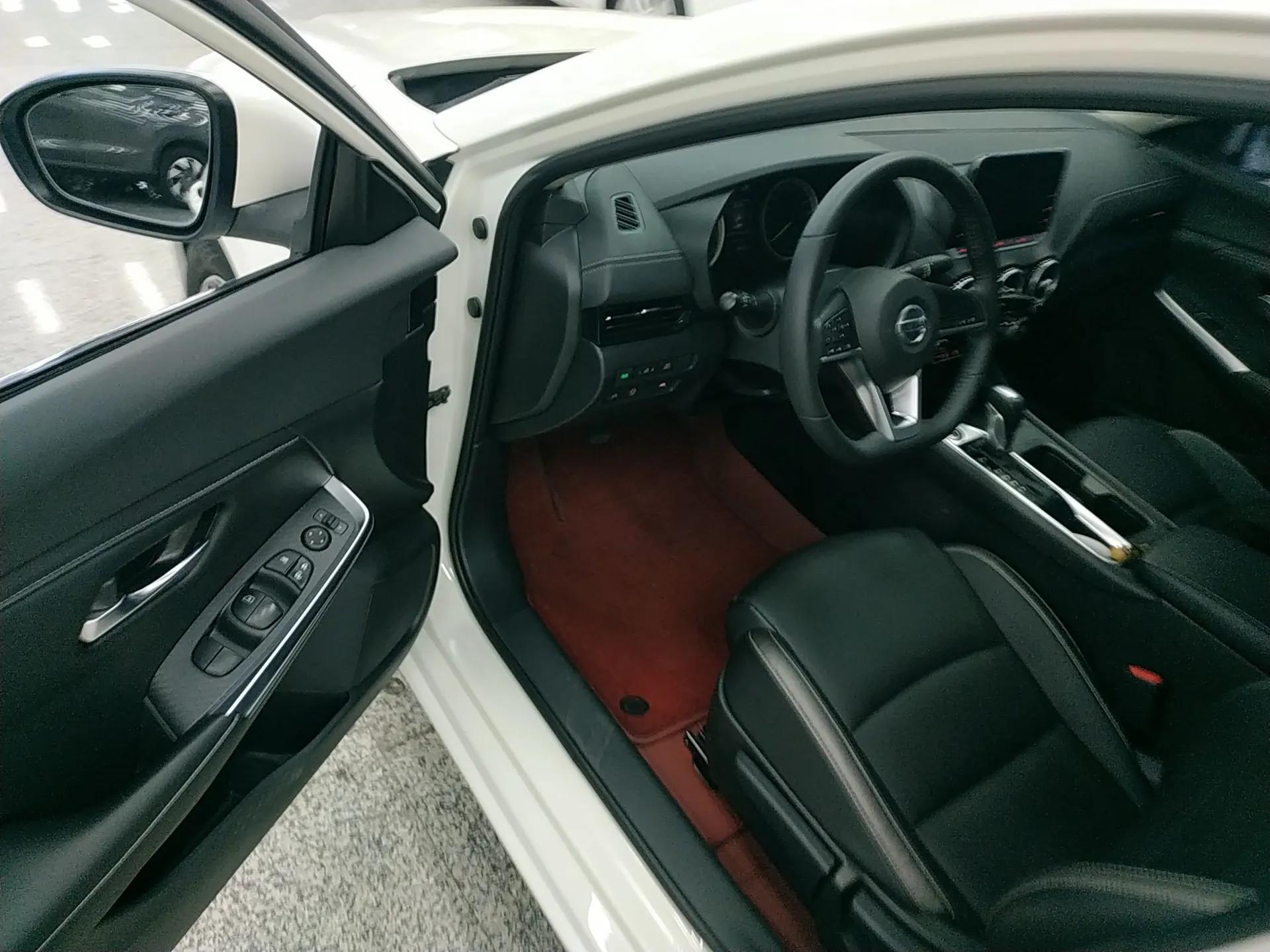 Nissan Sylphy 2021 1.6L XL CVT Smart Enjoyment Edition — миниатюра 19