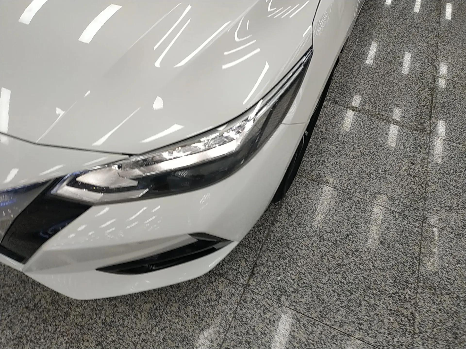 Nissan Sylphy 2021 1.6L XL CVT Smart Enjoyment Edition — миниатюра 9