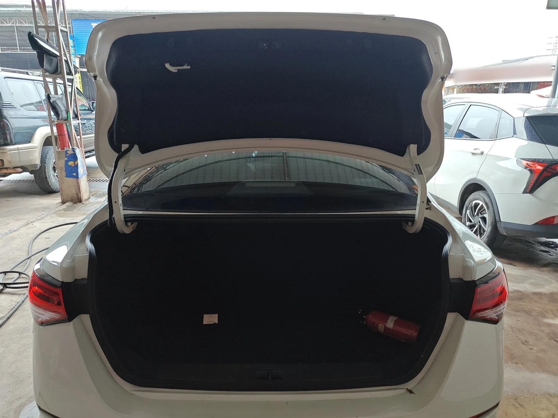 Nissan Sylphy 2022 Electric-Drive e-POWER Super Connect PLUS — миниатюра 21