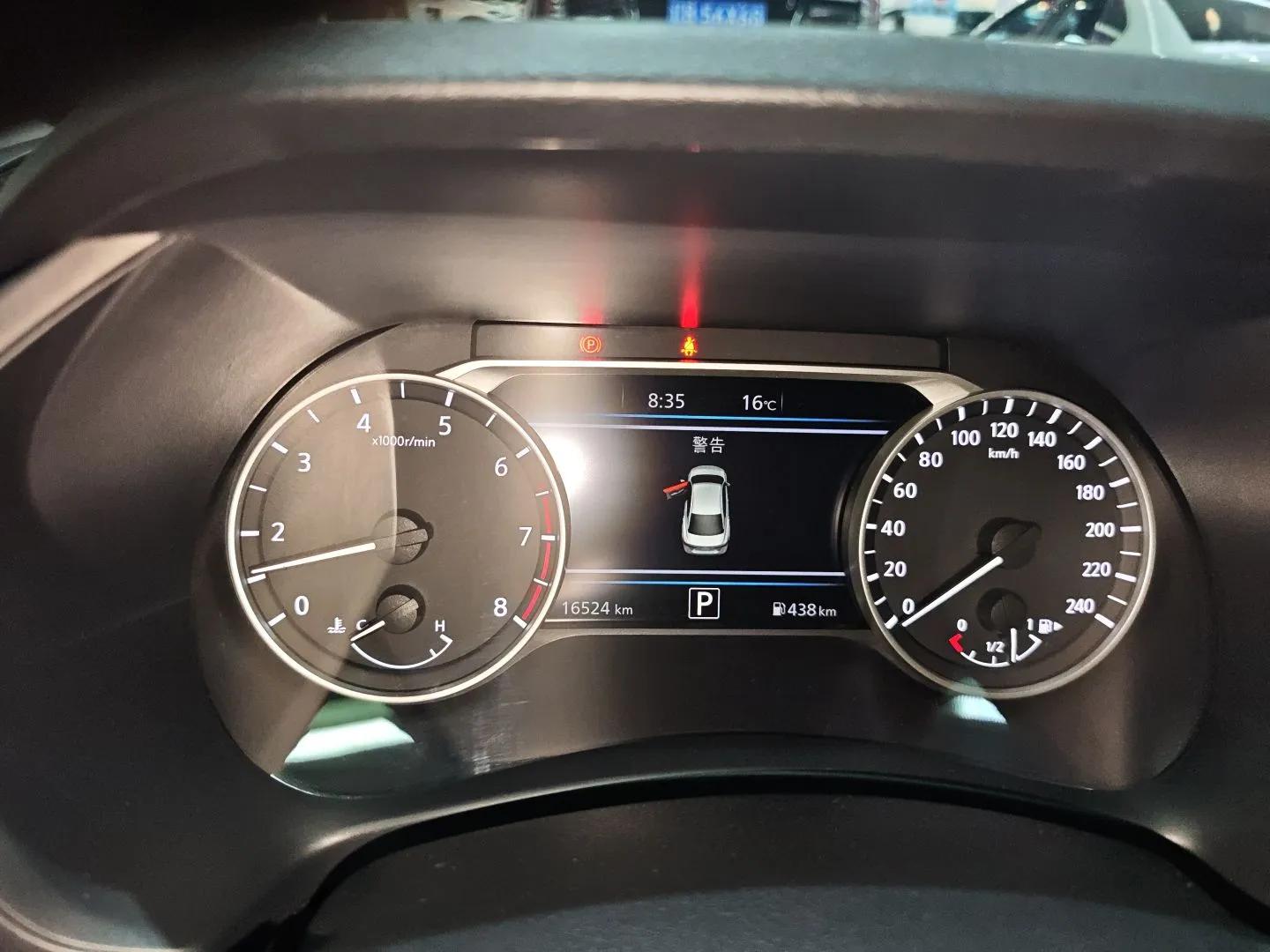 Nissan Sylphy 2023 Revised 1.6L CVT Enjoyment Edition — миниатюра 14