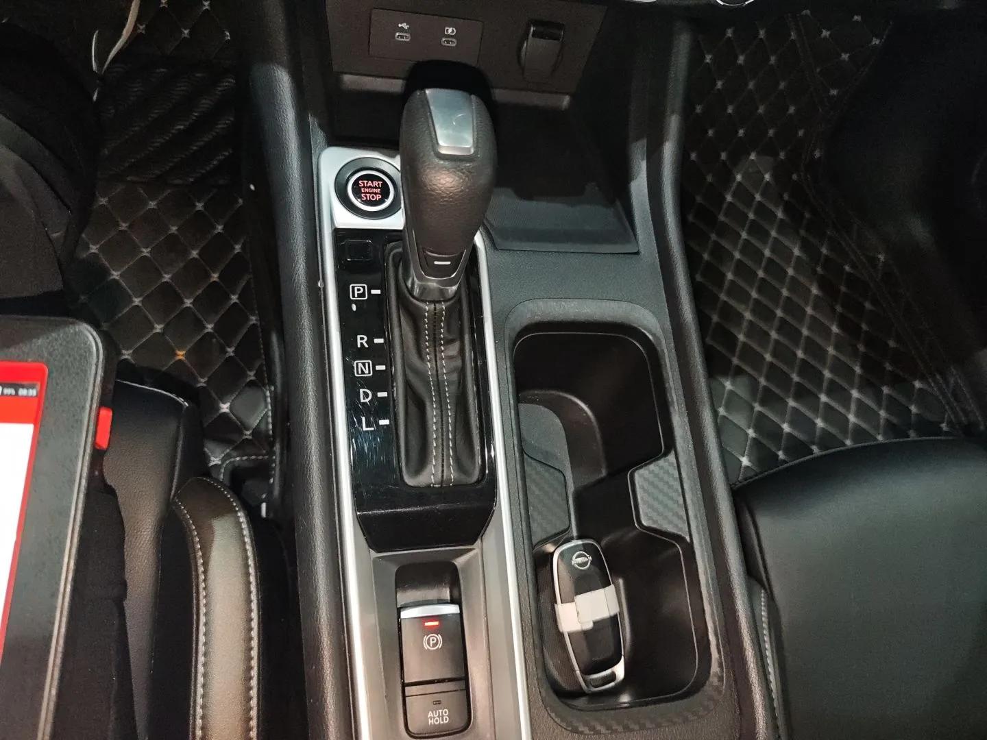 Nissan Sylphy 2023 Revised 1.6L CVT Enjoyment Edition — миниатюра 16