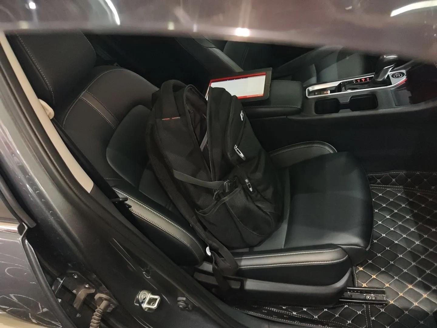 Nissan Sylphy 2023 Revised 1.6L CVT Enjoyment Edition — миниатюра 23