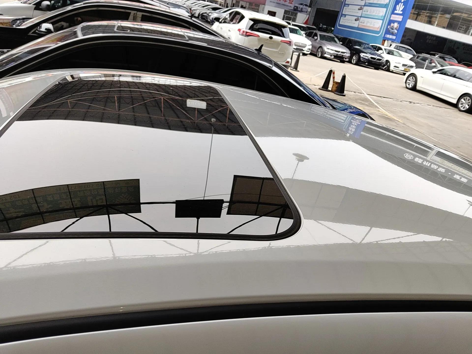 Nissan Sylphy 2023 1.6L CVT Enjoyment Edition — миниатюра 11