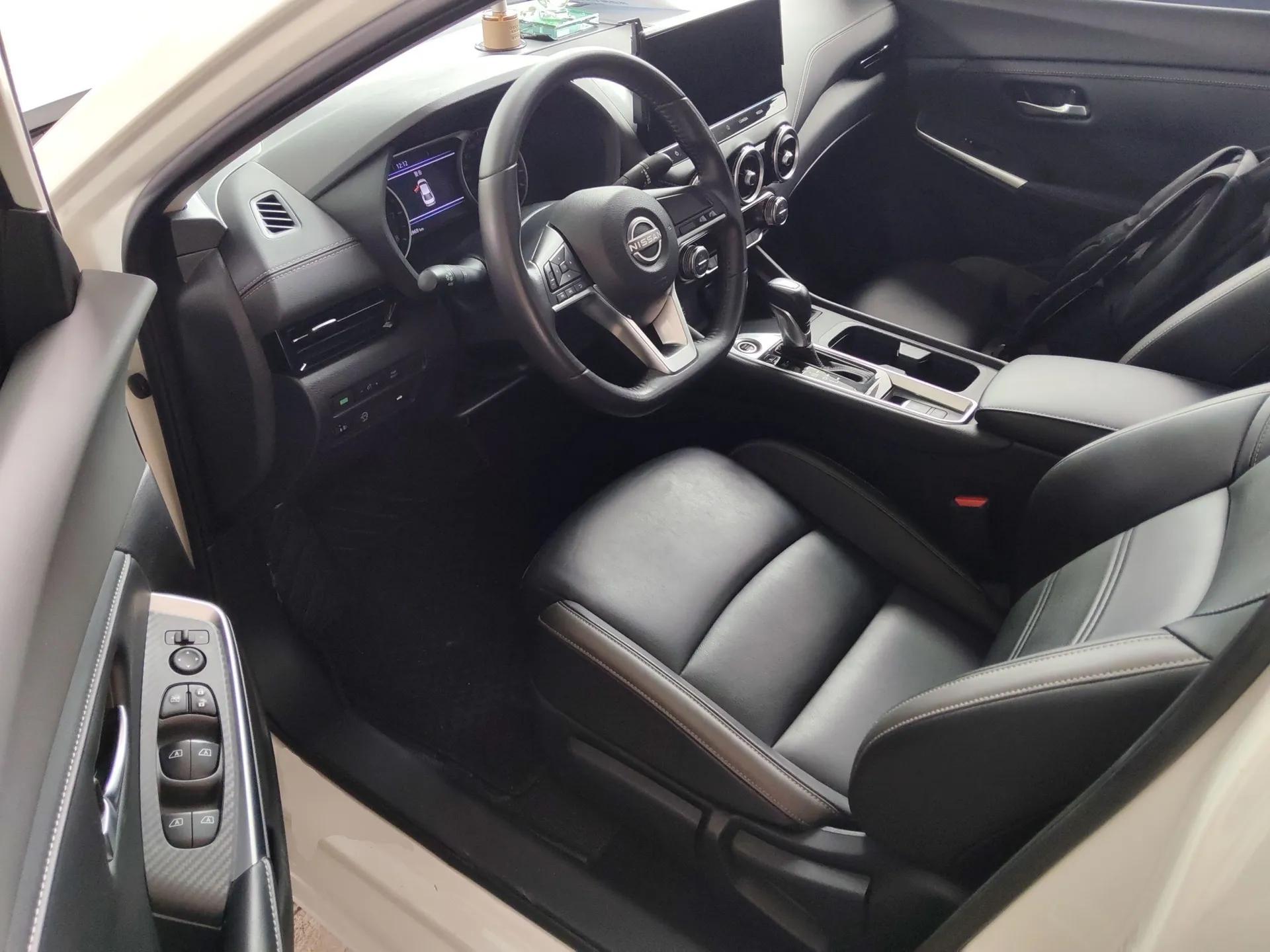 Nissan Sylphy 2023 1.6L CVT Enjoyment Edition — миниатюра 19