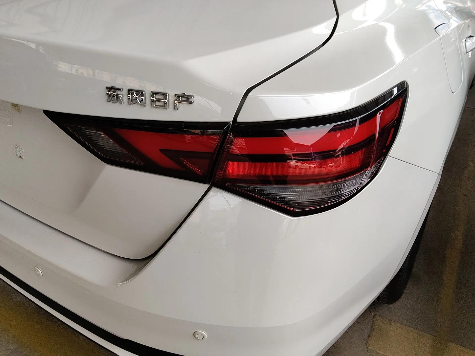 Nissan Sylphy 2023 1.6L CVT Enjoyment Edition — миниатюра 7