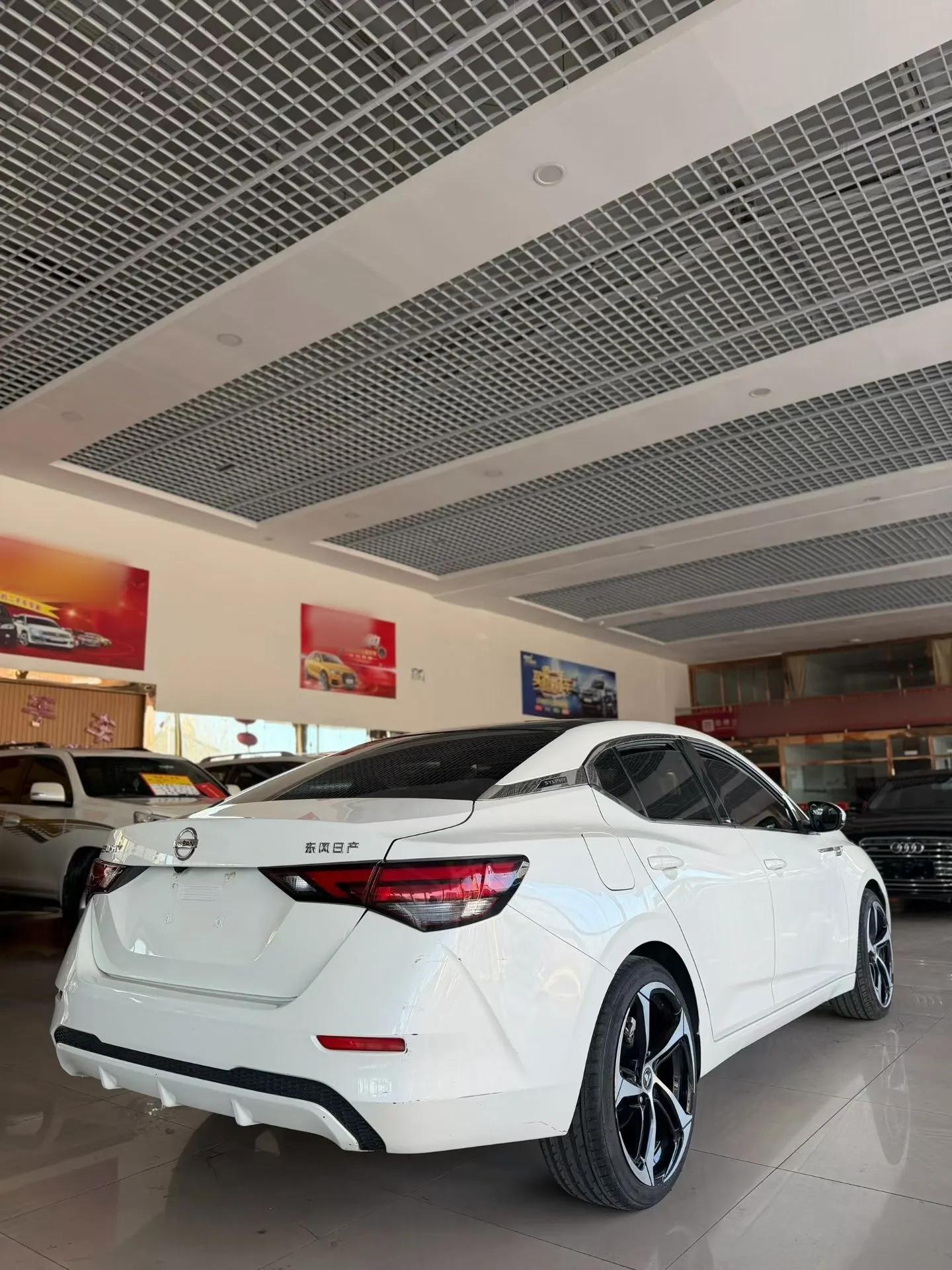 Nissan Sylphy 2022 1.6L XL CVT Enjoyment Edition — миниатюра 5