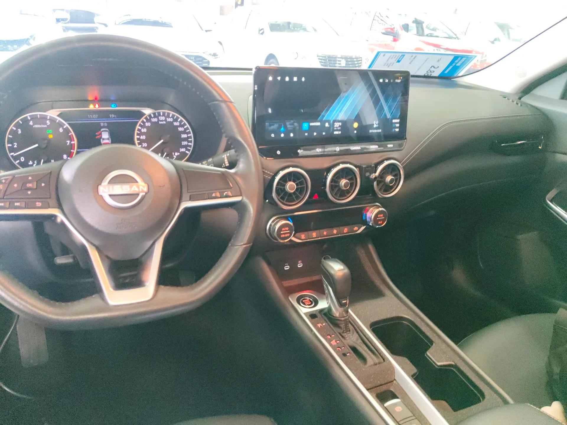 Nissan Sylphy 2023 1.6L CVT Enjoyment Edition — миниатюра 15