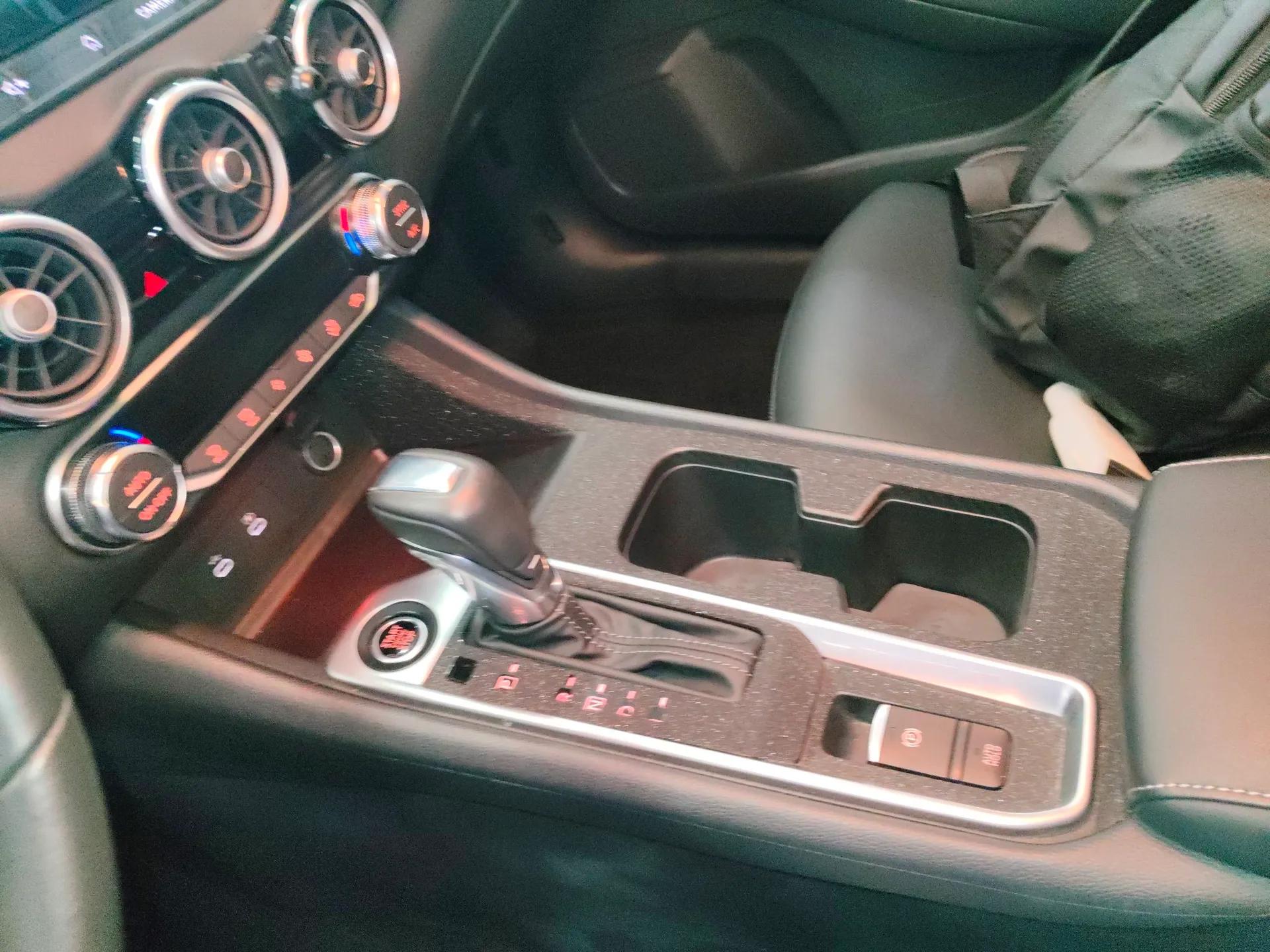Nissan Sylphy 2023 1.6L CVT Enjoyment Edition — миниатюра 19